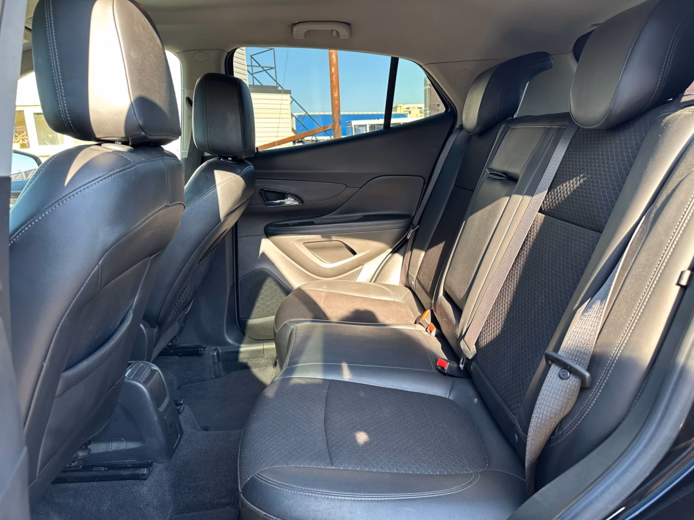 Buick Encore фото 12