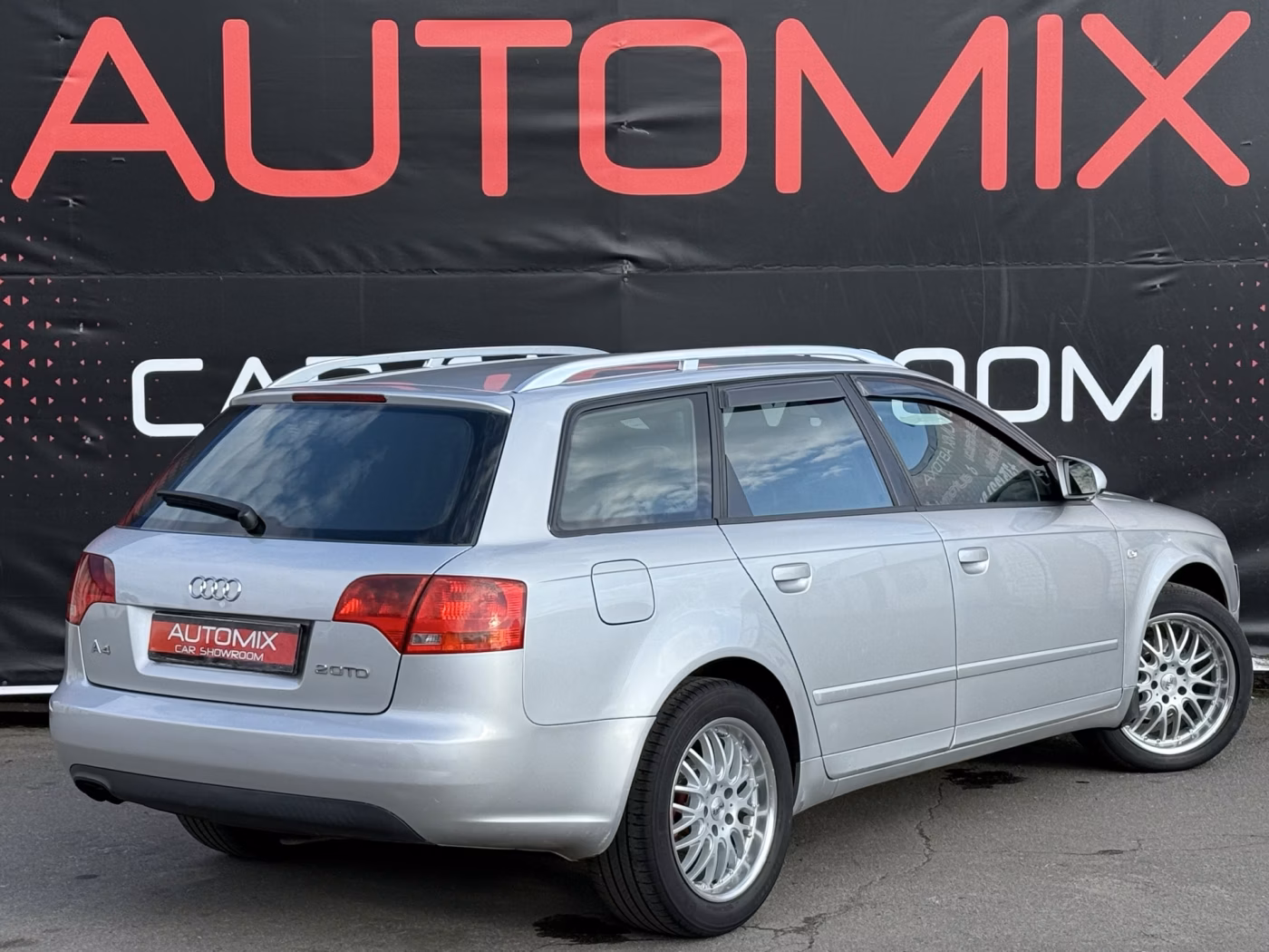 Audi A4 фото 6