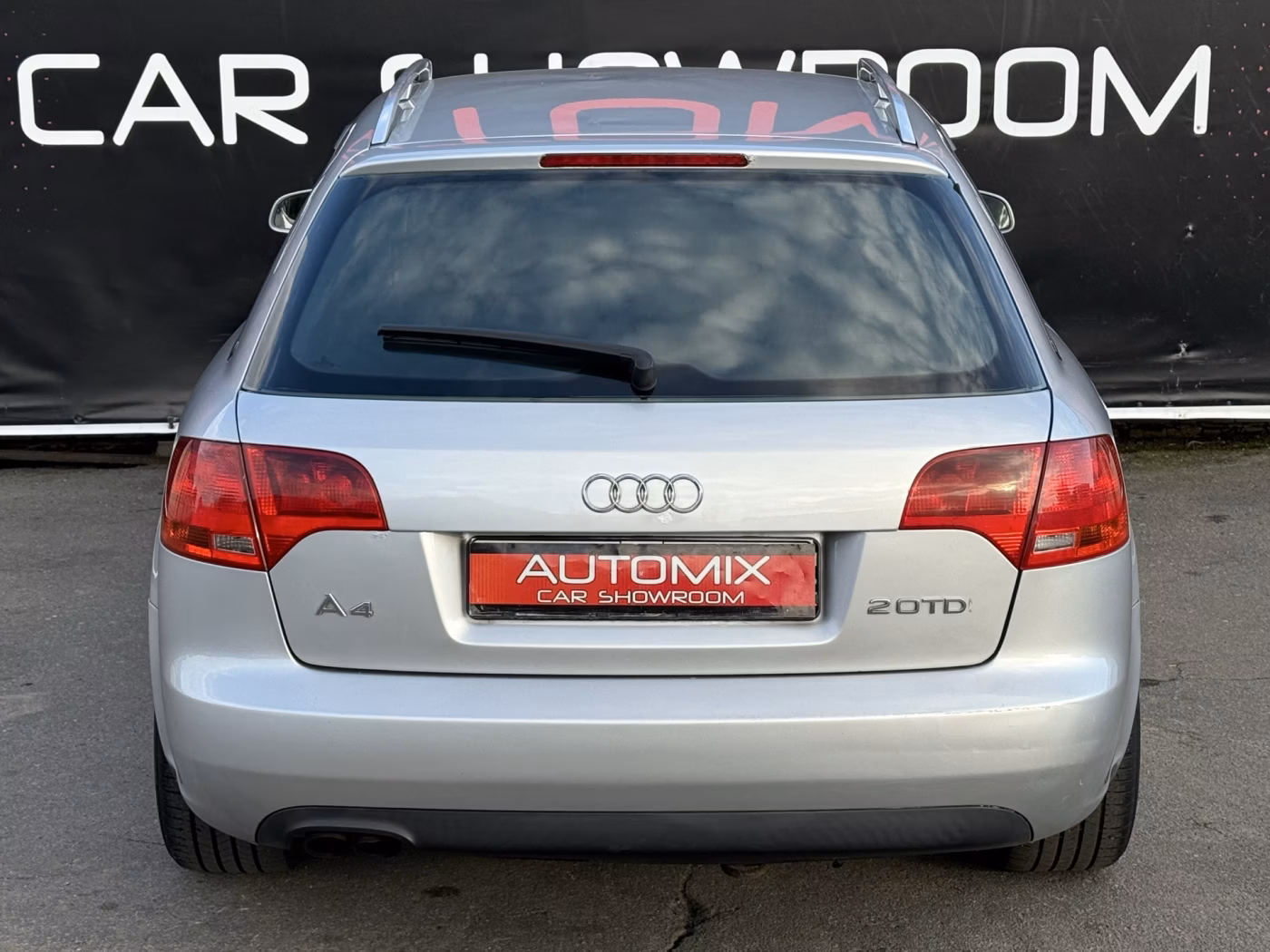 Audi A4 фото 5
