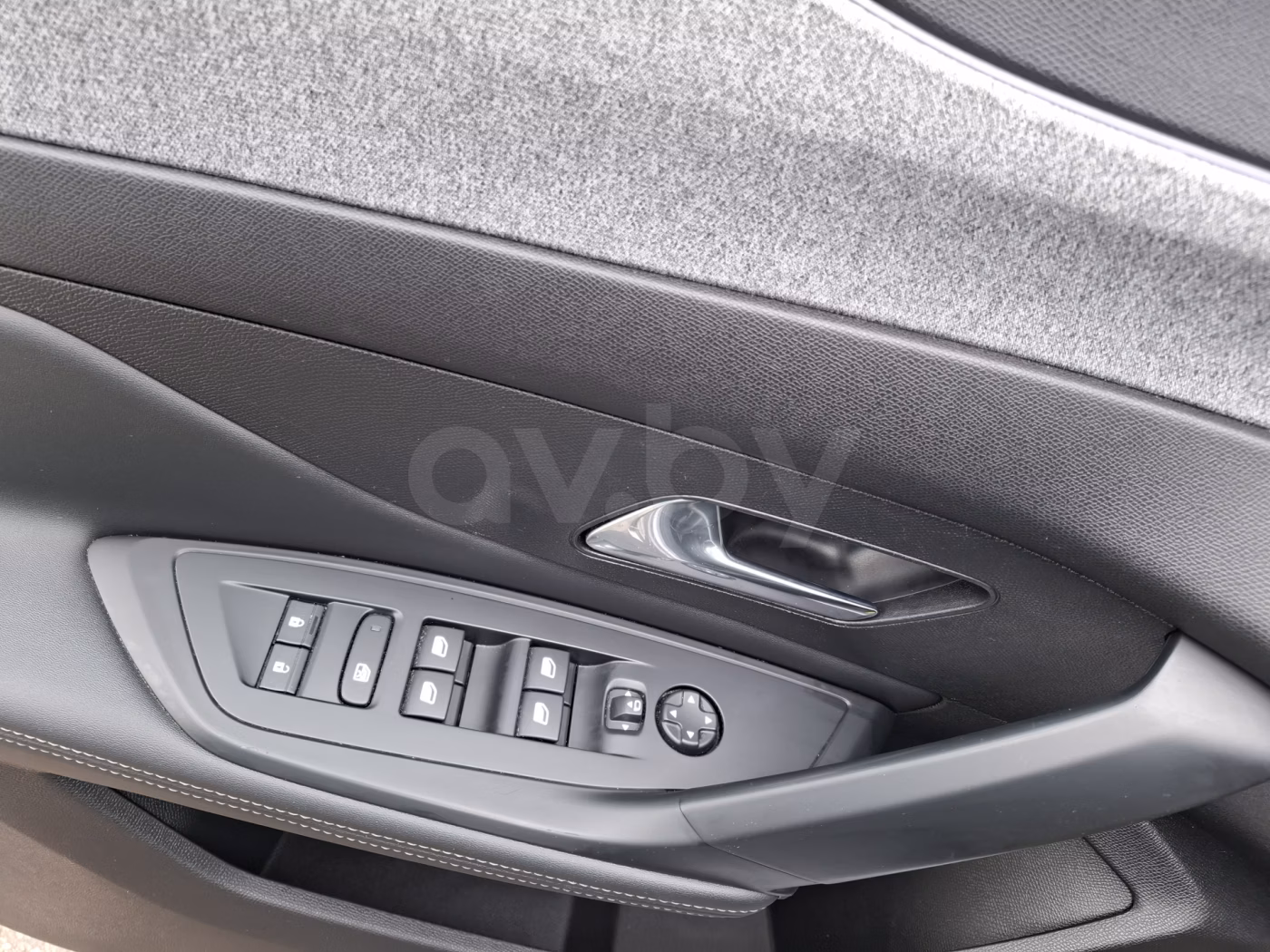 Peugeot 308 фото 17