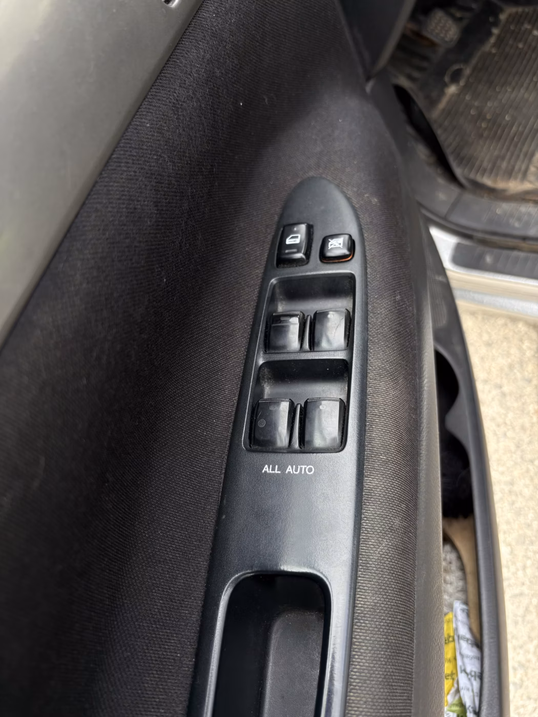 Toyota Avensis фото 13
