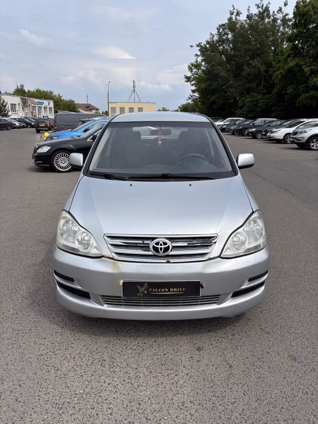 Toyota Avensis фото 2