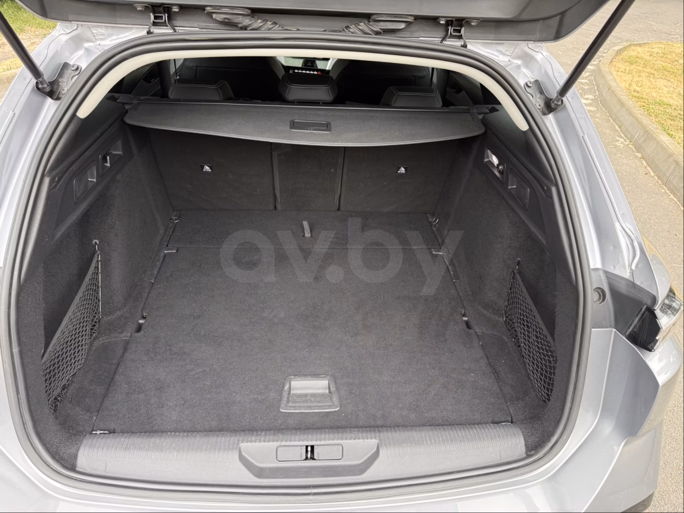 Peugeot 308 фото 9