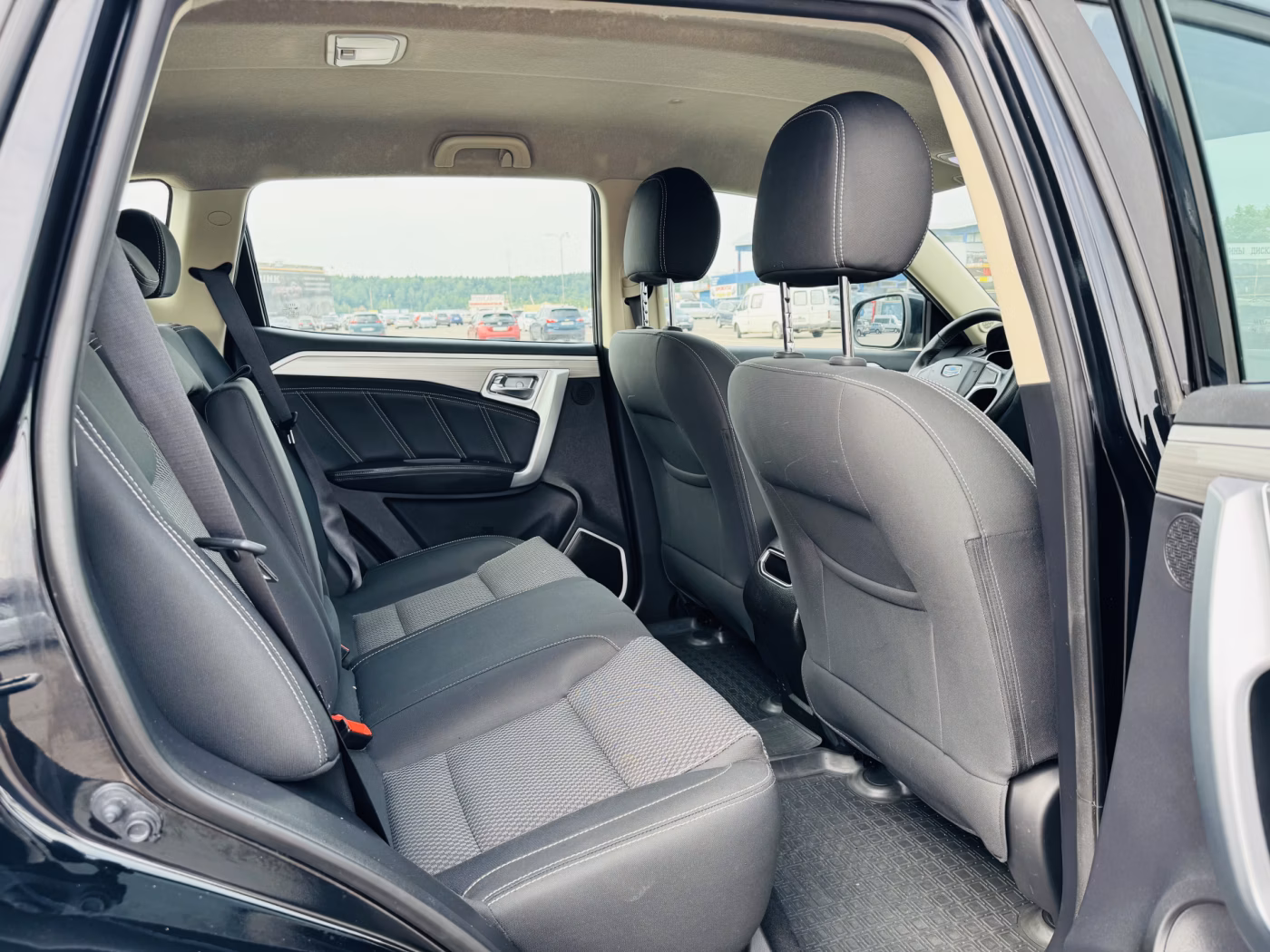 Geely Emgrand X7 фото 7