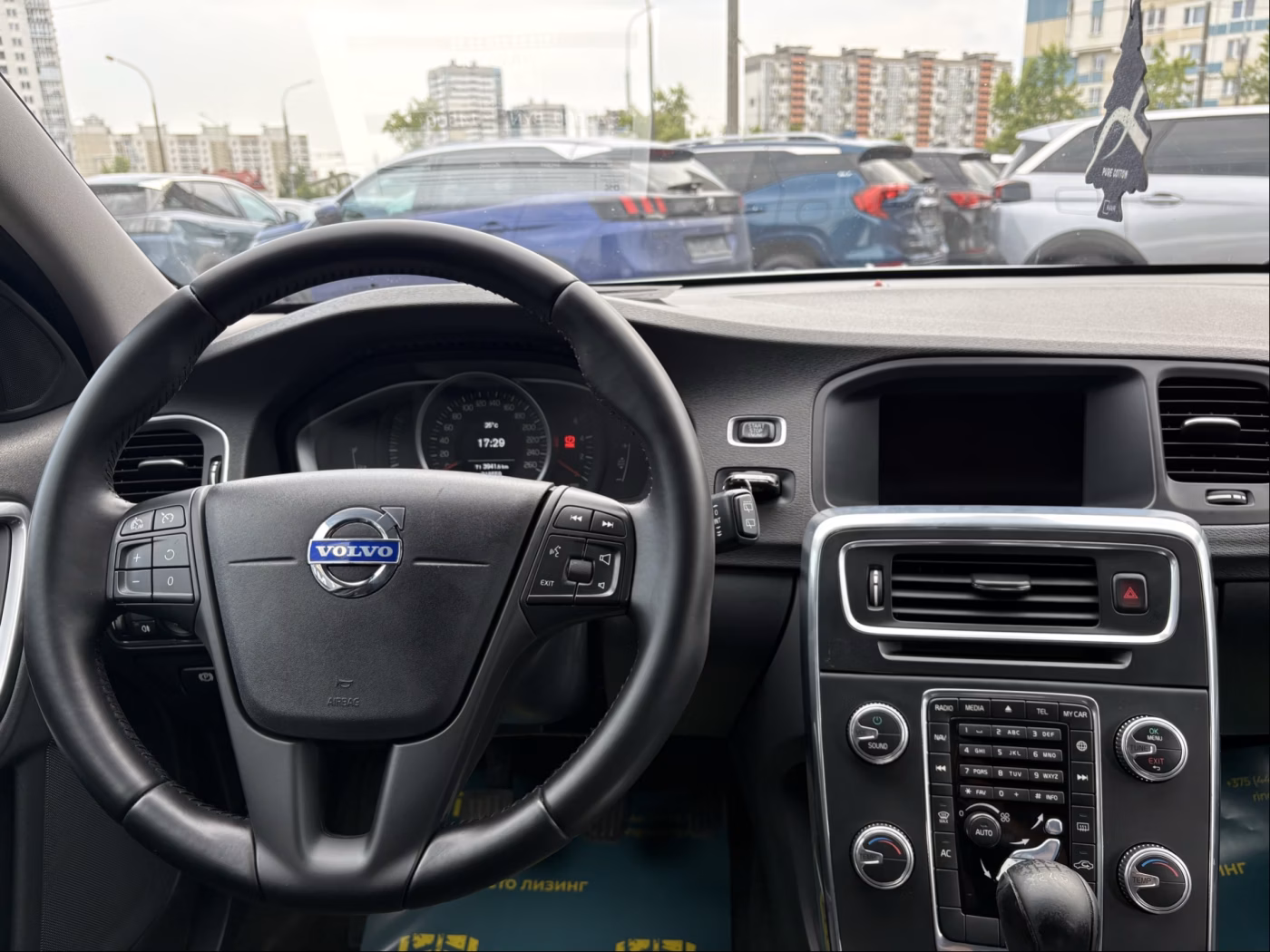 Volvo V60 фото 17