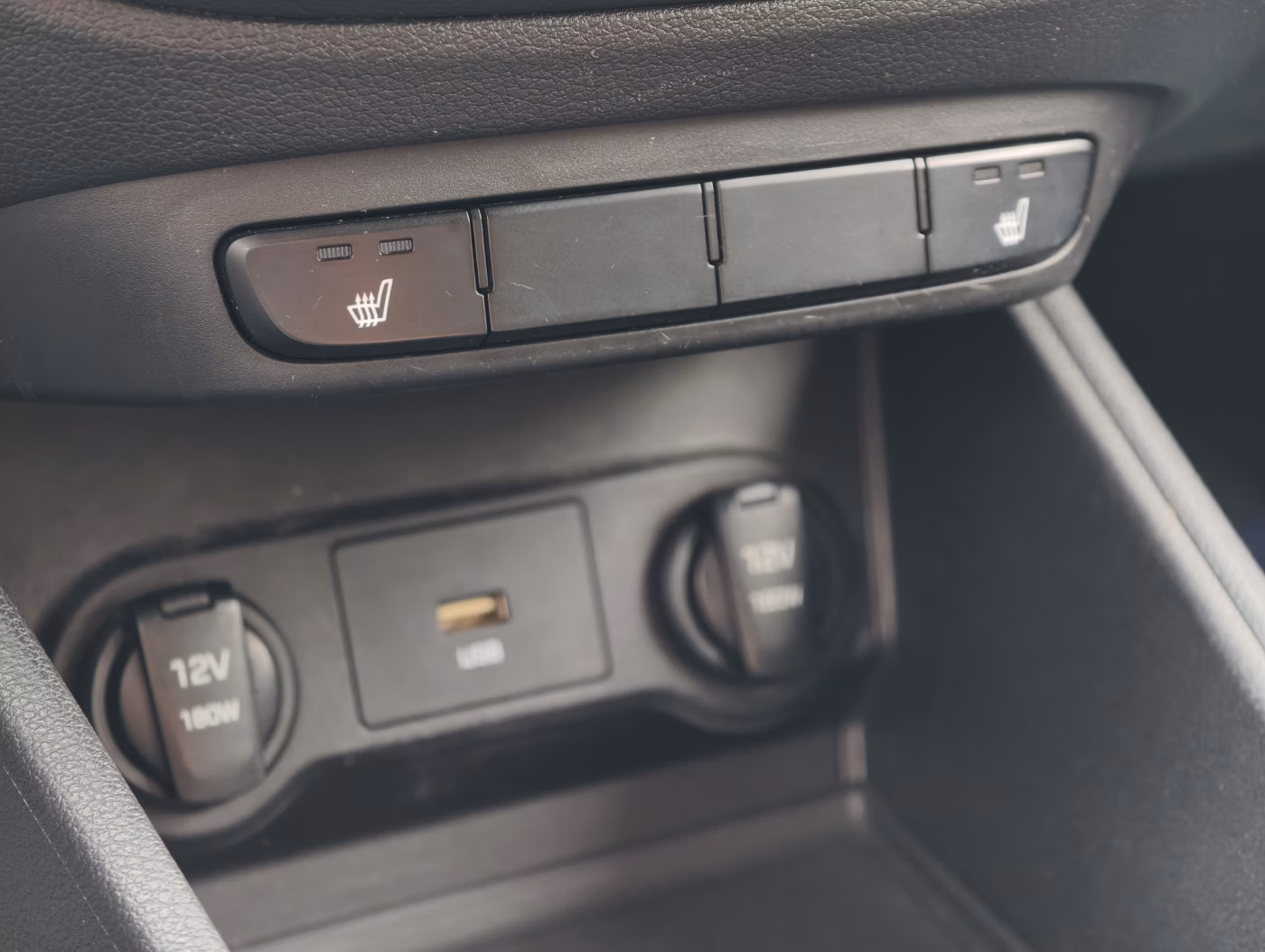 Hyundai Solaris фото 18