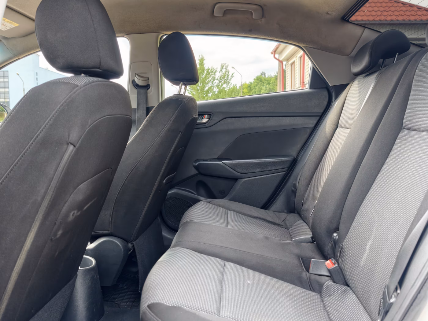 Hyundai Solaris фото 11