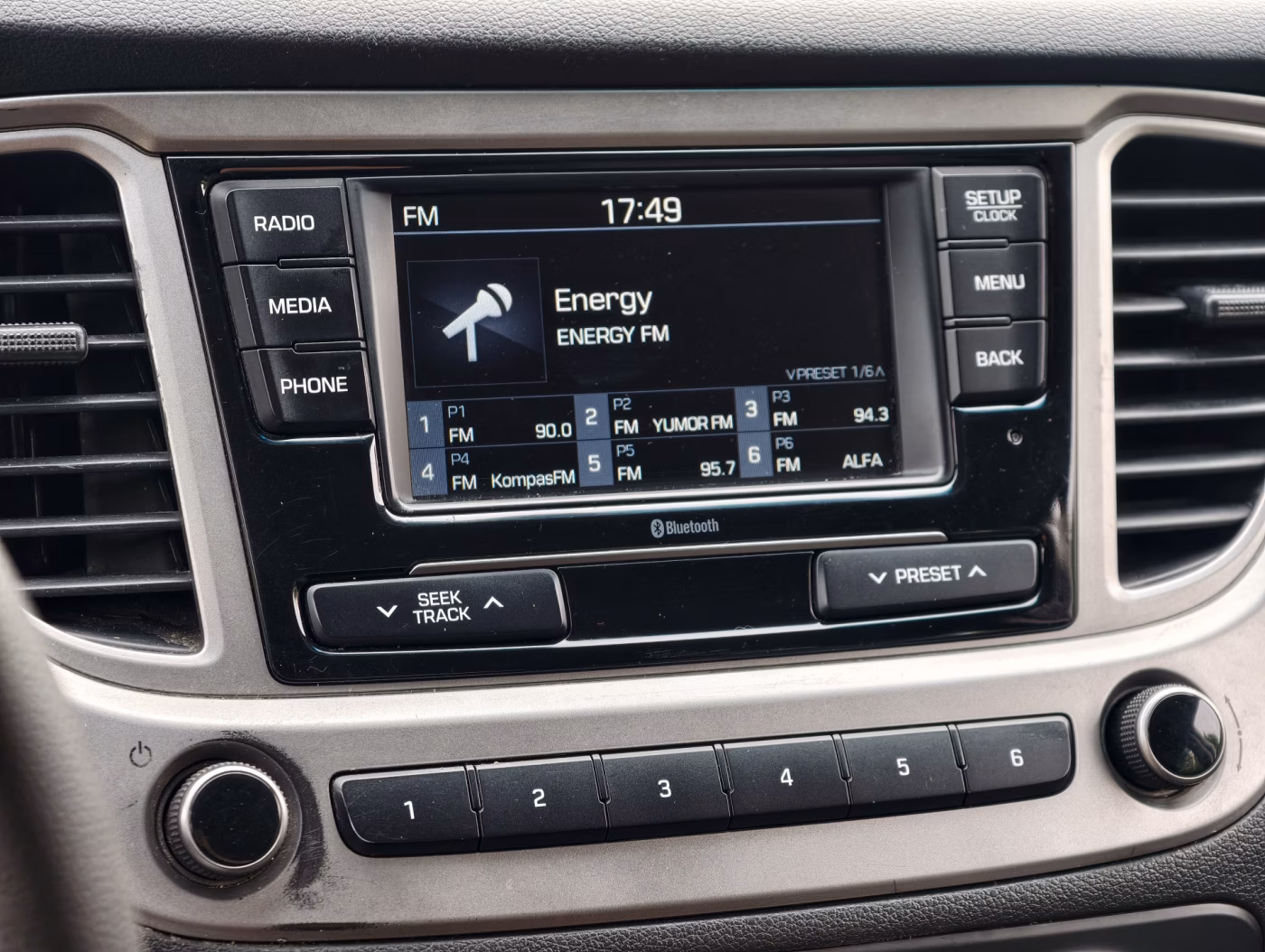 Hyundai Solaris фото 16