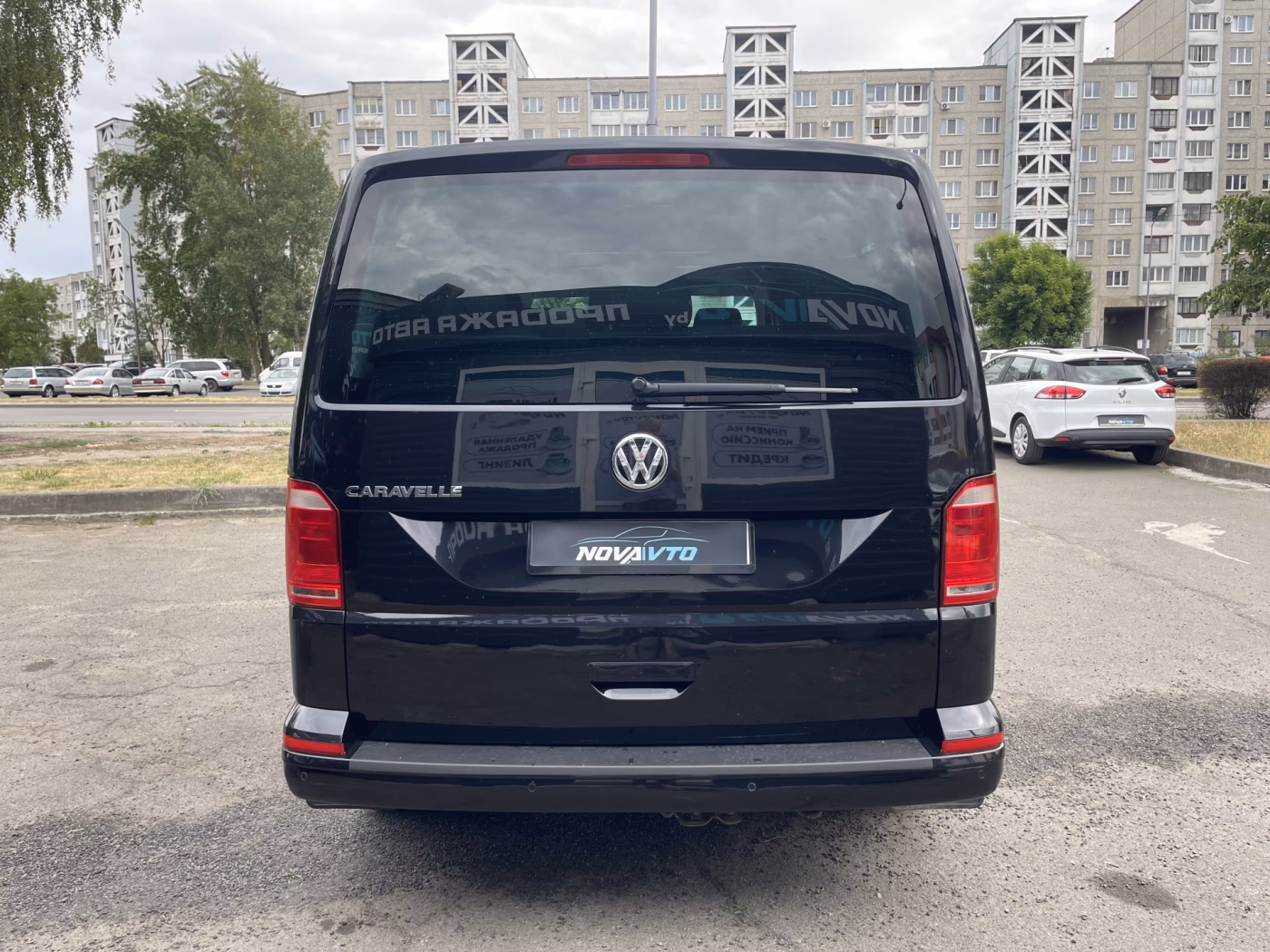 Volkswagen Caravelle фото 6