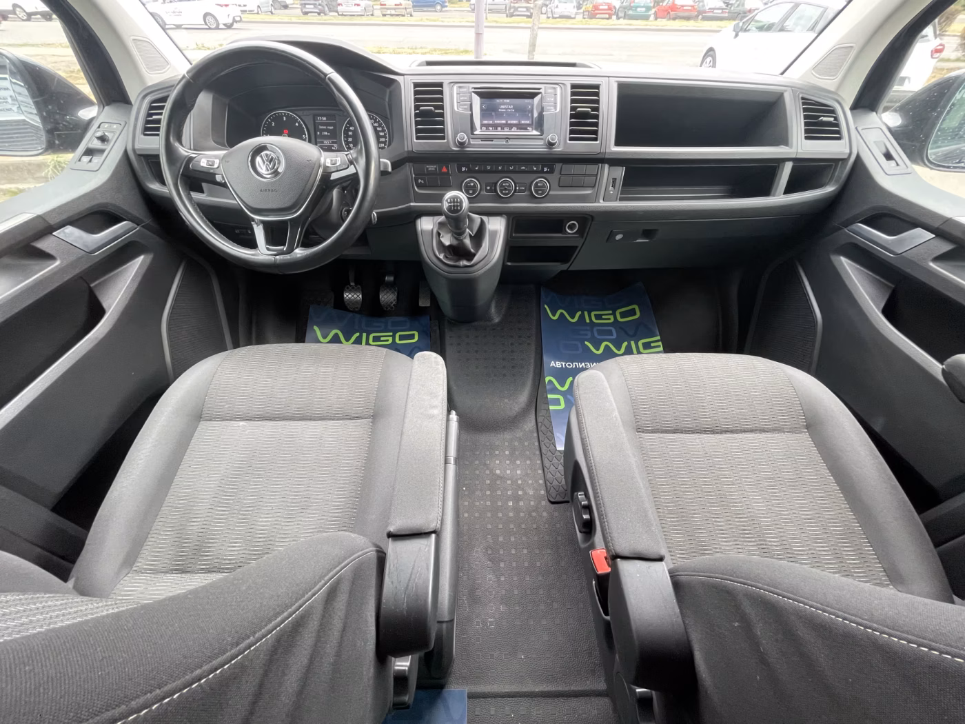 Volkswagen Caravelle фото 14