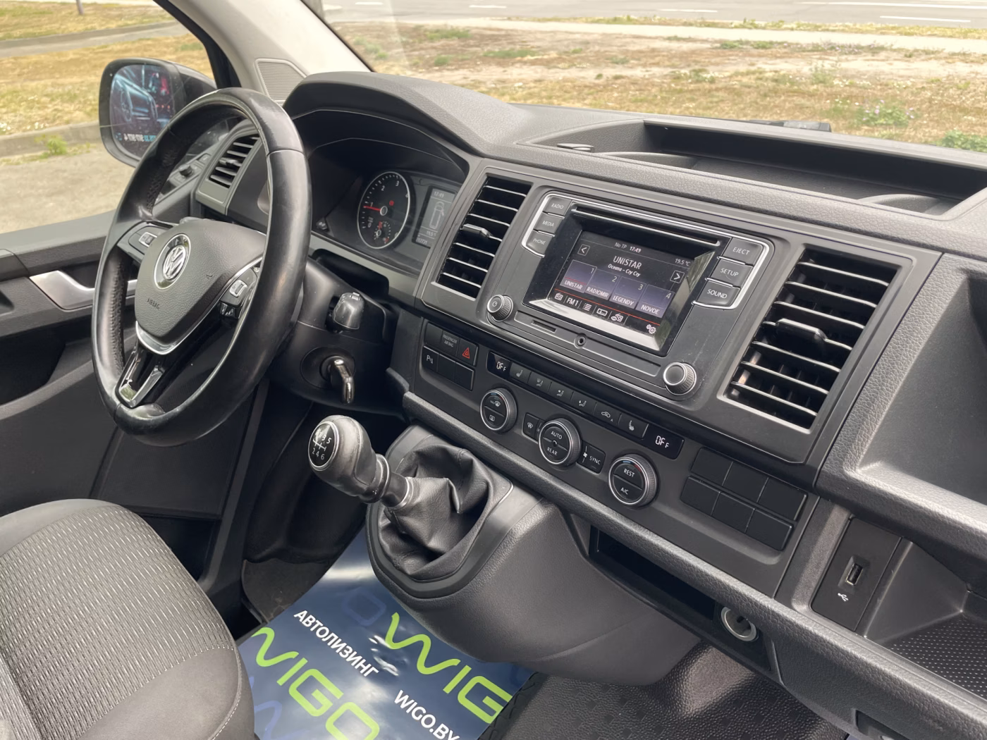 Volkswagen Caravelle фото 13