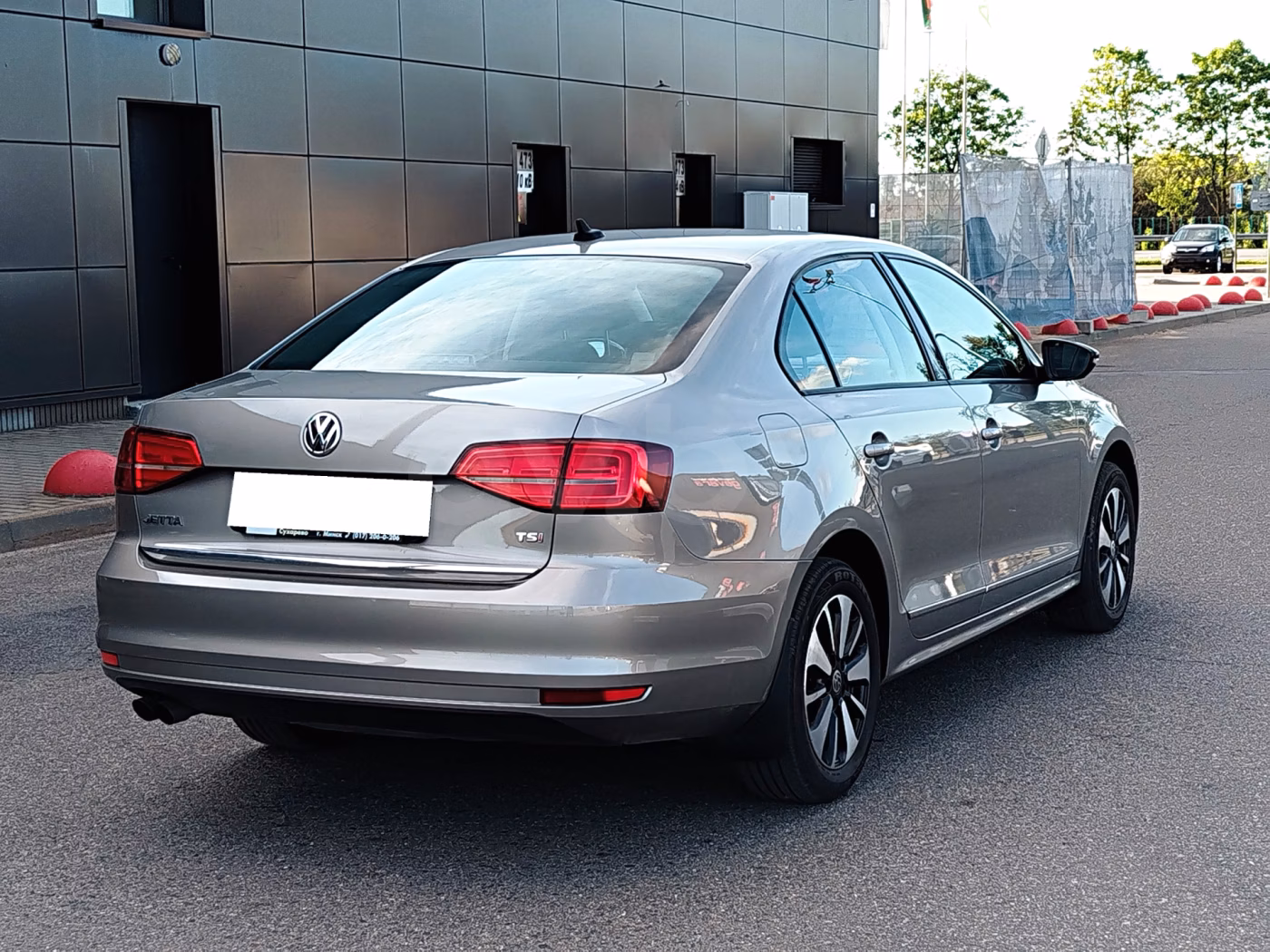 Volkswagen Jetta фото 3