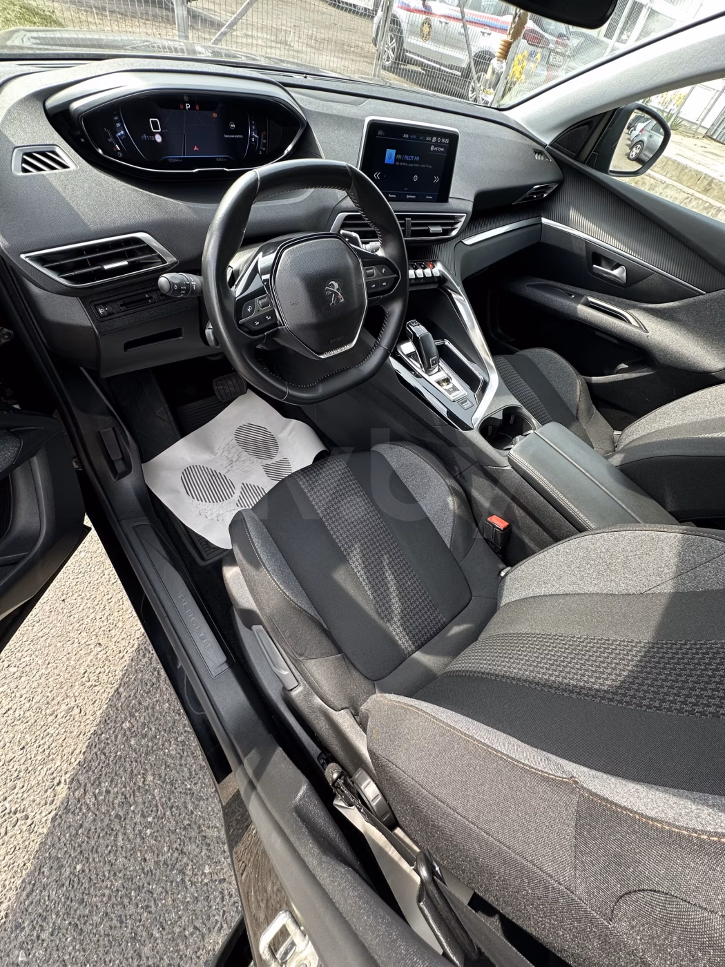 Peugeot 3008 фото 18