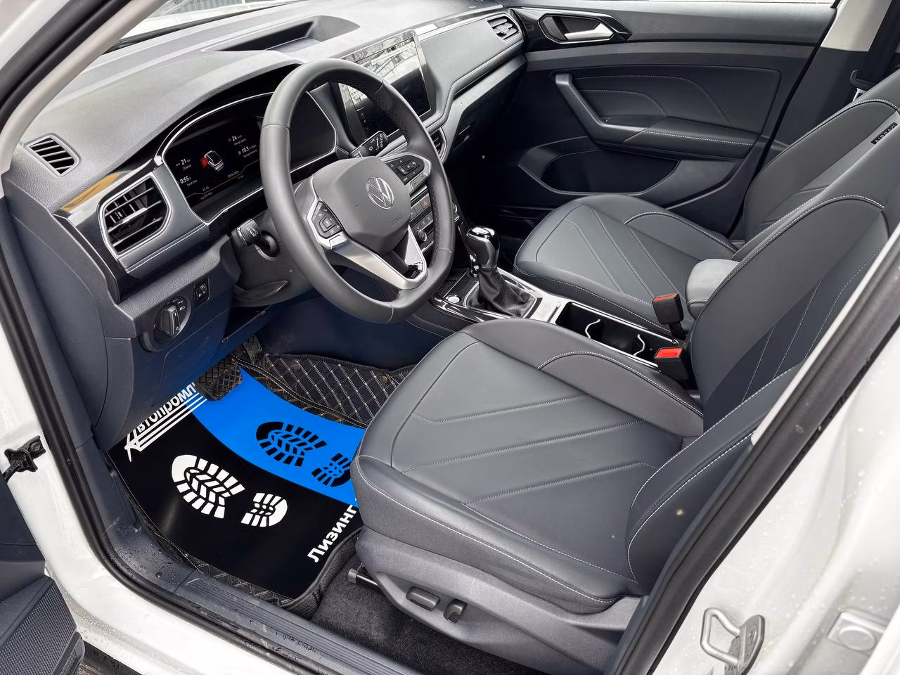 Volkswagen Tharu XR фото 7