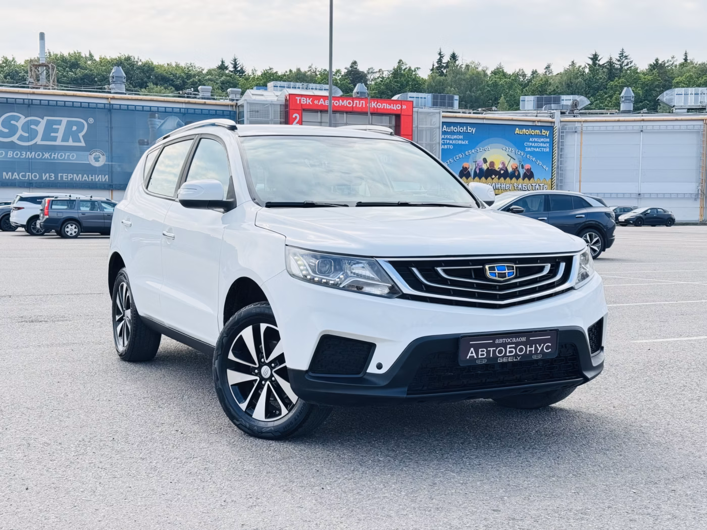 Geely Emgrand X7 фото 3