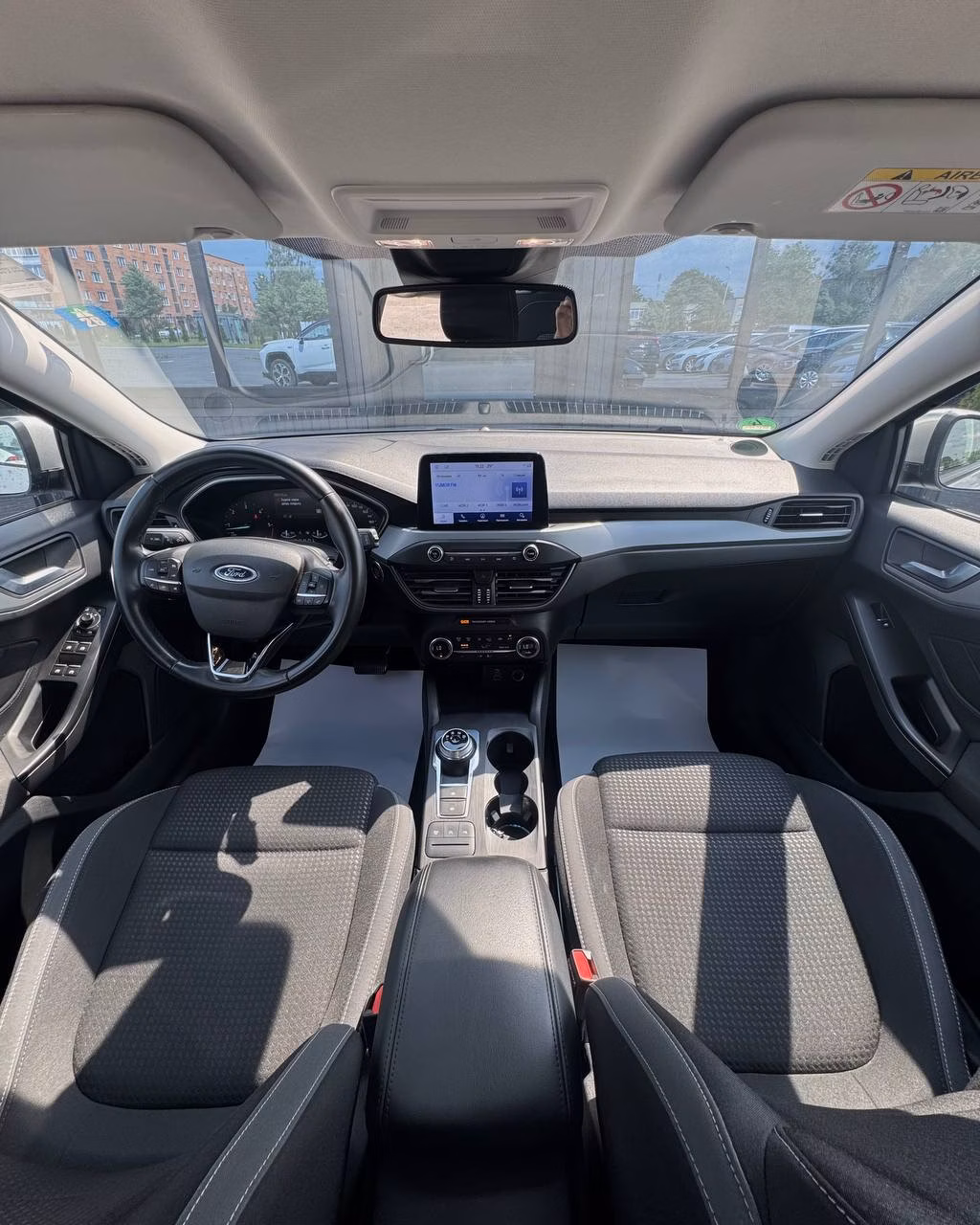 Ford Focus фото 9
