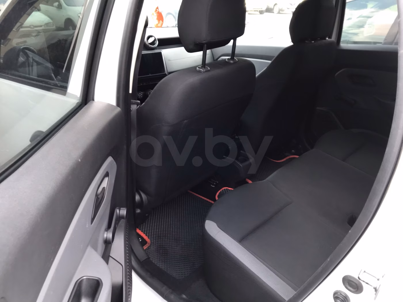 Dacia Duster фото 17