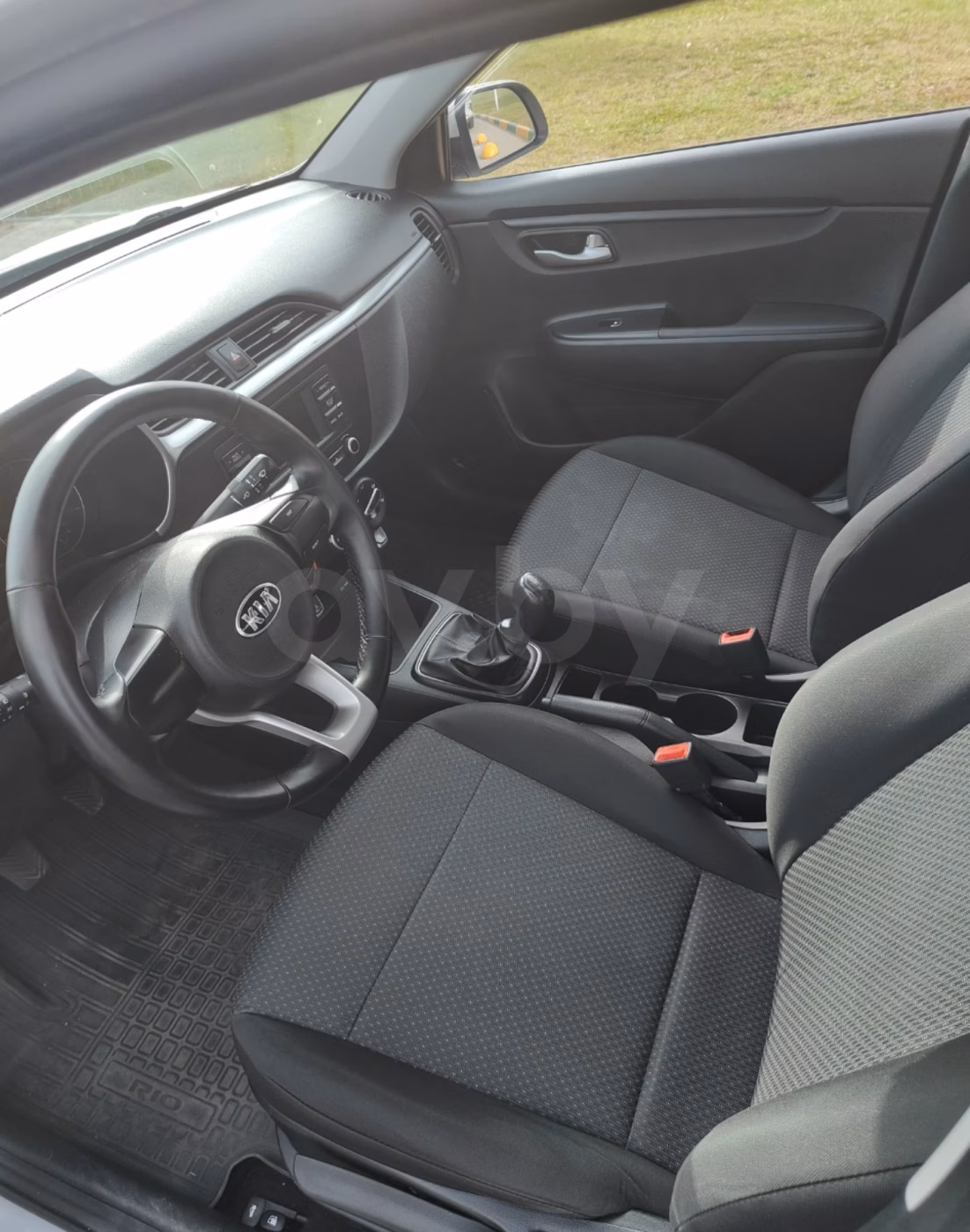 Kia Rio фото 8