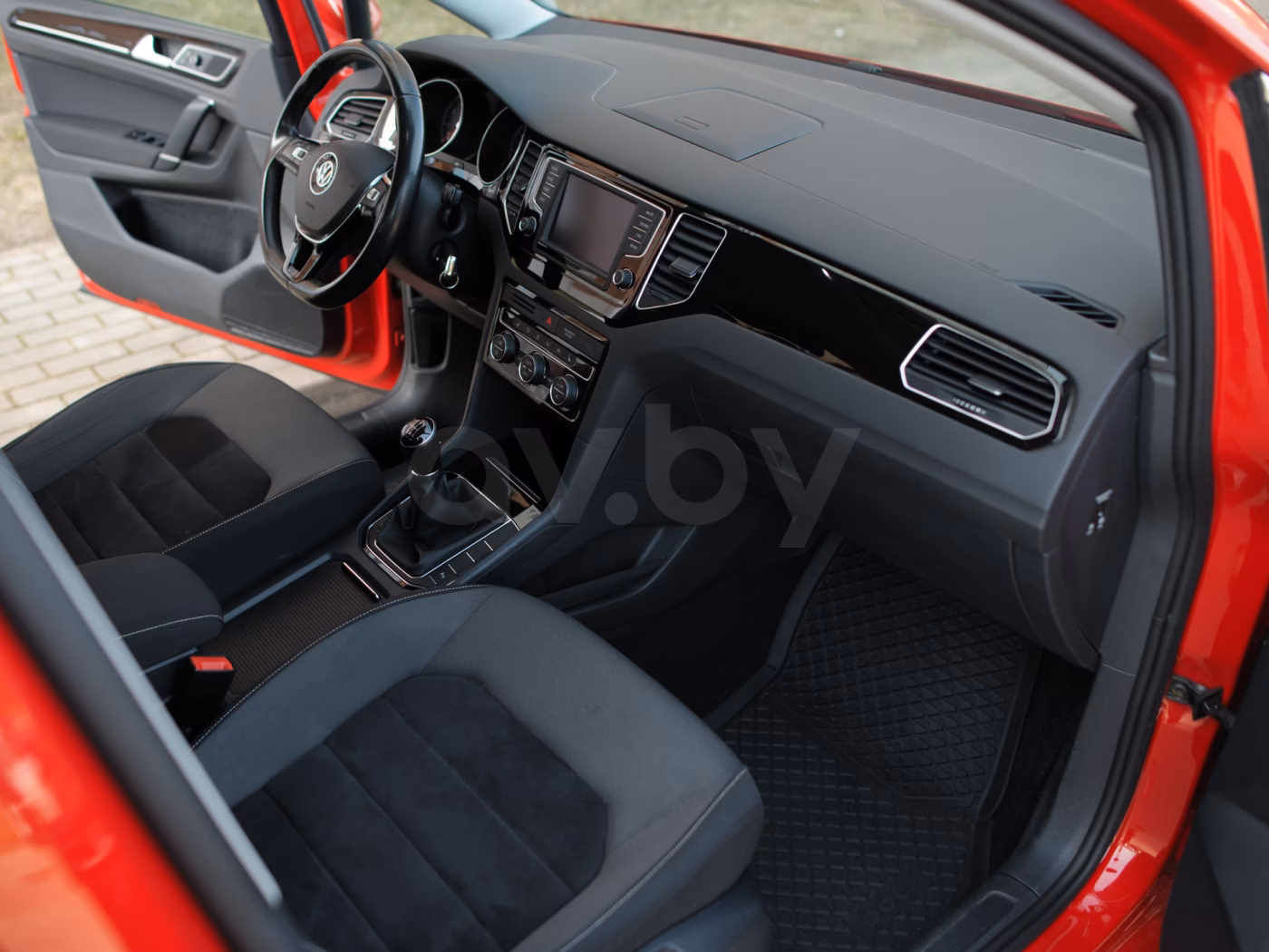 Volkswagen Golf Sportsvan фото 17