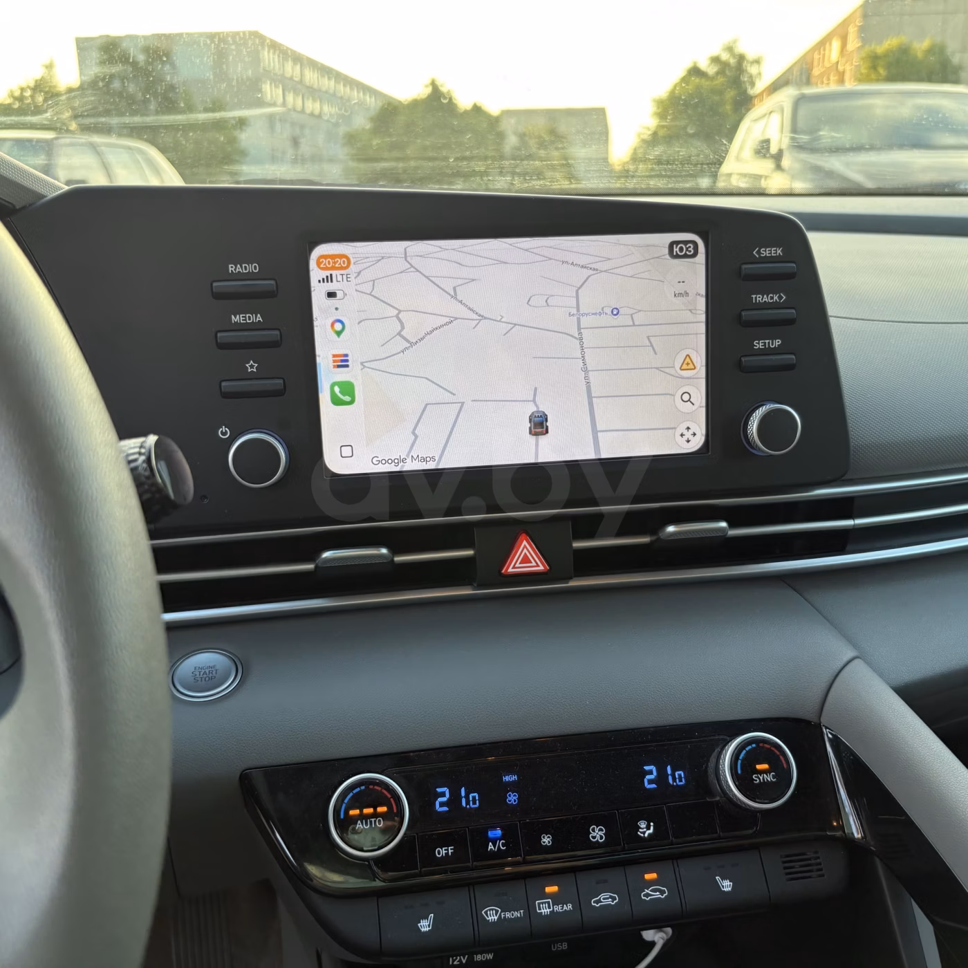Hyundai Elantra фото 13