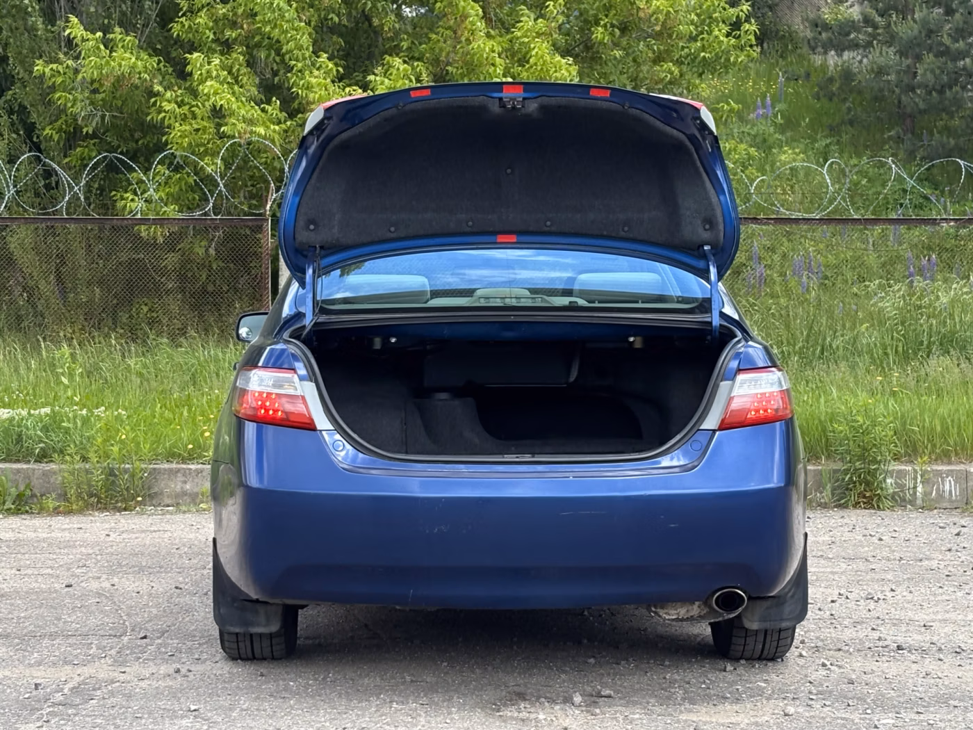 Toyota Camry фото 8