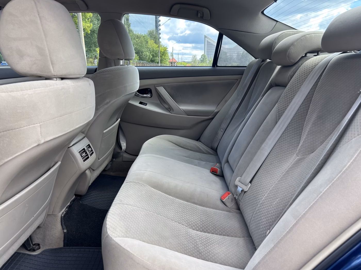 Toyota Camry фото 11