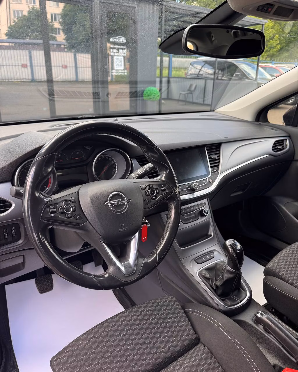 Opel Astra фото 9