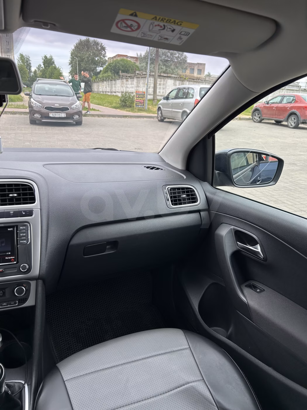 Volkswagen Polo Sedan фото 17