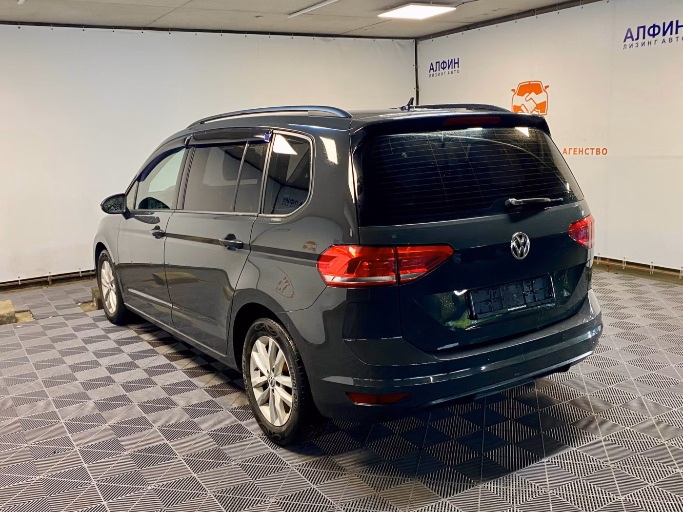 Volkswagen Touran фото 4