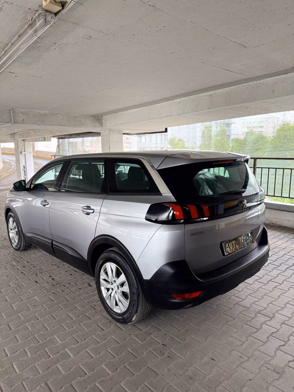 Peugeot 5008 фото 7