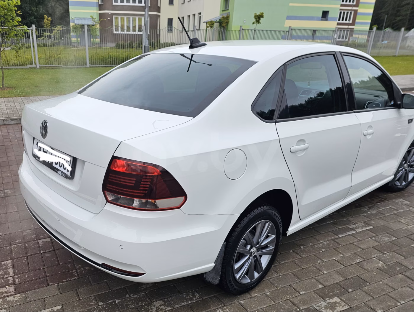 Volkswagen Polo Sedan фото 6