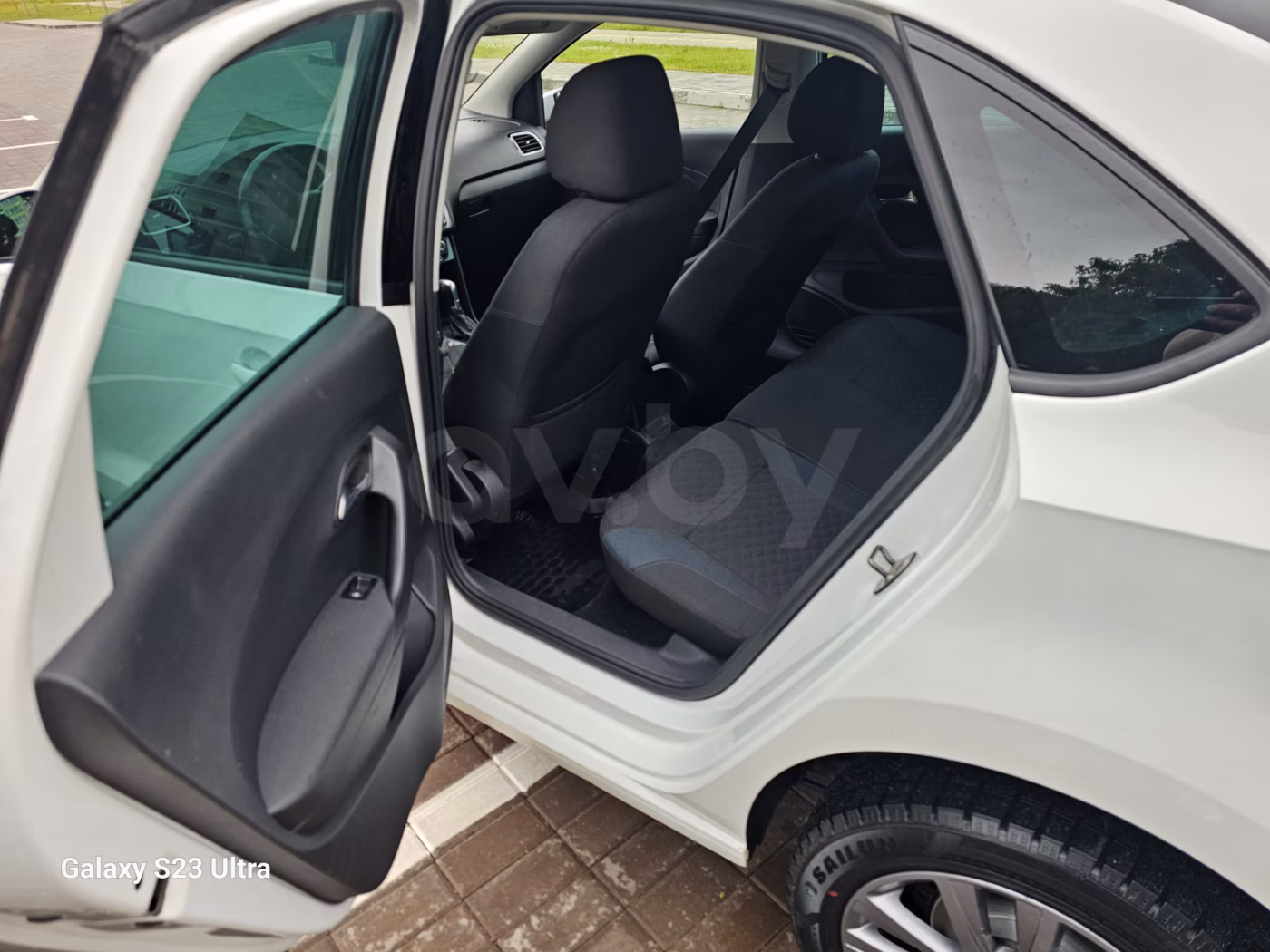 Volkswagen Polo Sedan фото 10