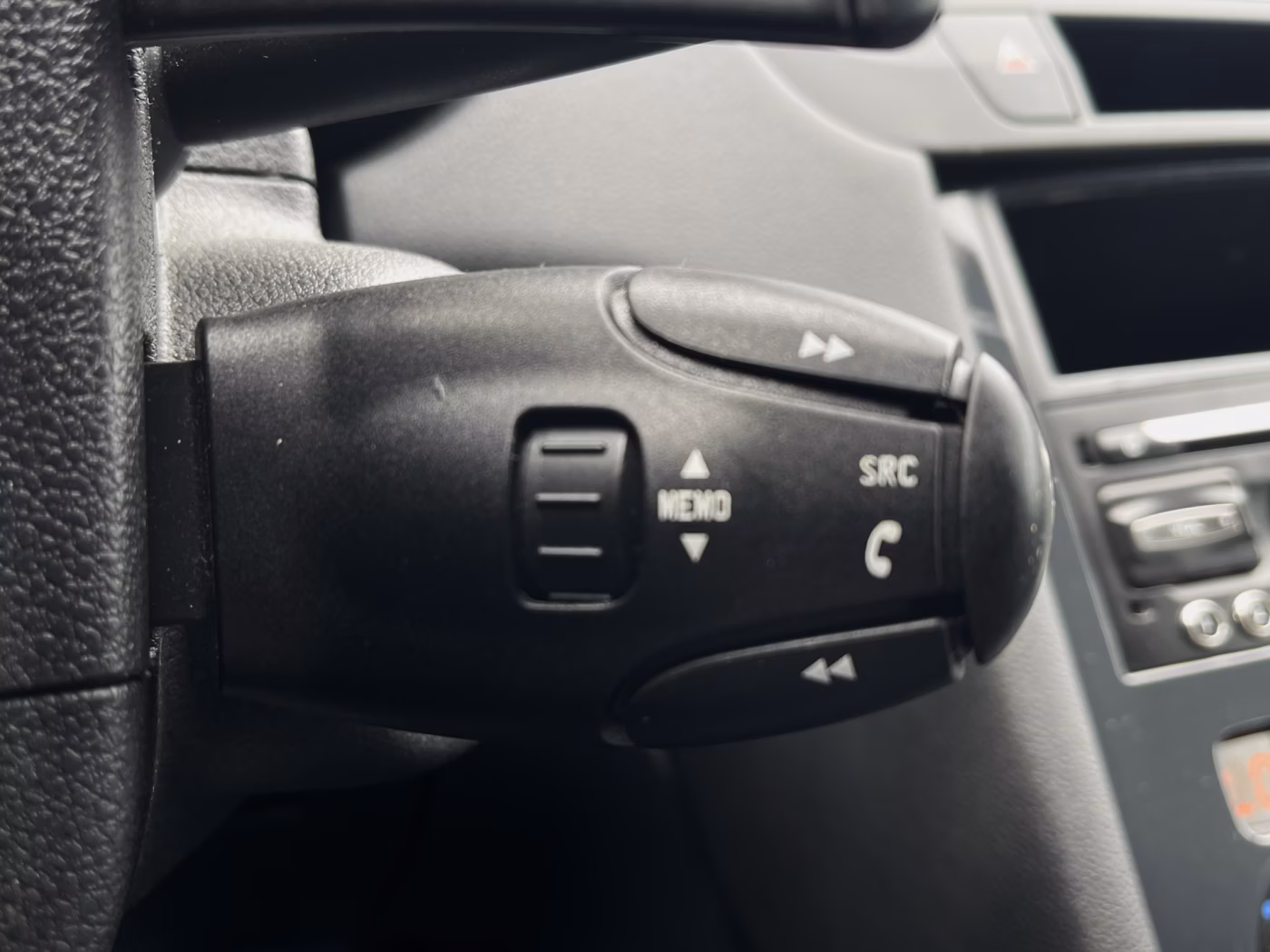 Peugeot 5008 фото 23