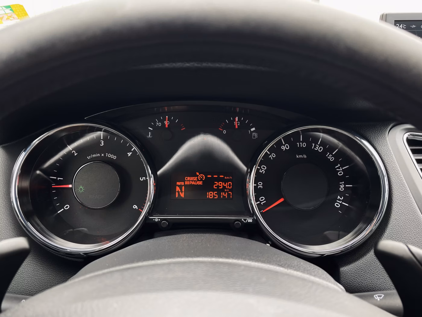 Peugeot 5008 фото 20