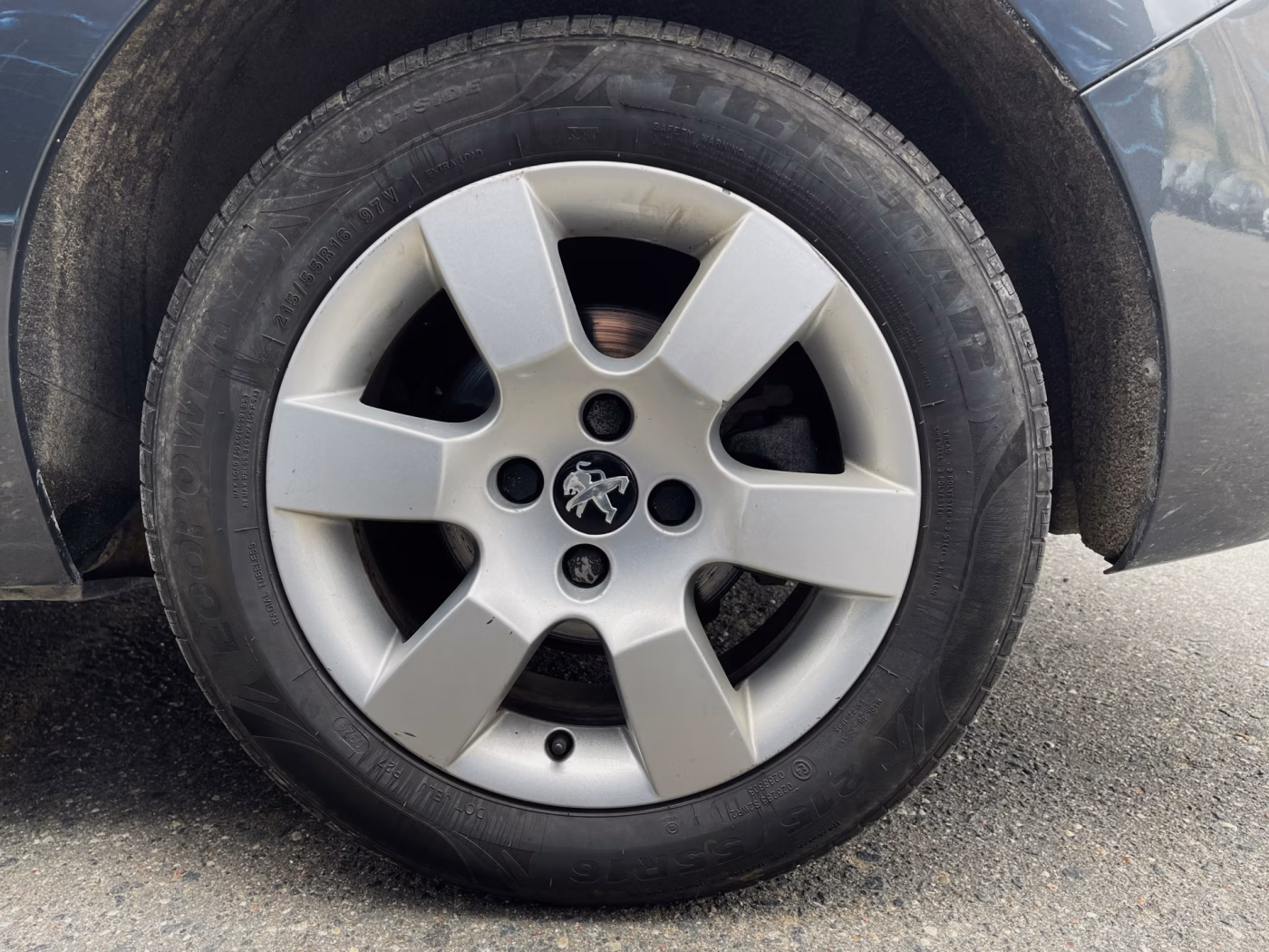 Peugeot 5008 фото 28