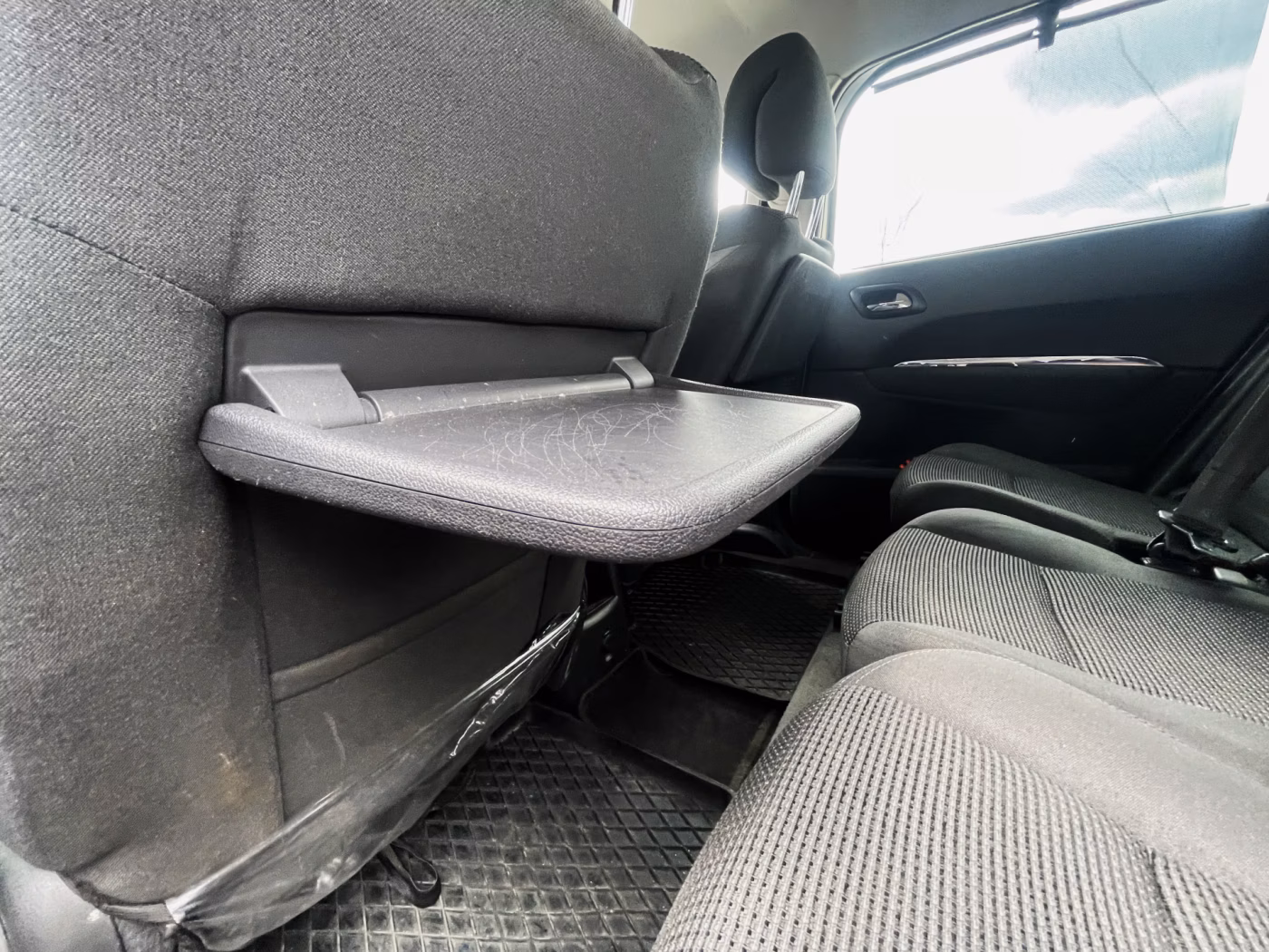 Peugeot 5008 фото 10