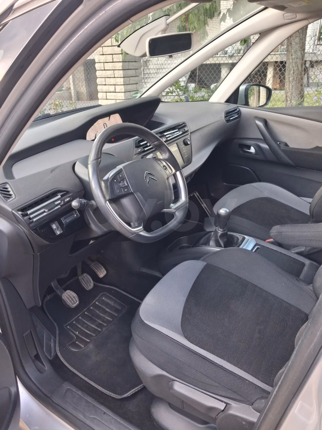 Citroen C4 Grand Picasso фото 8
