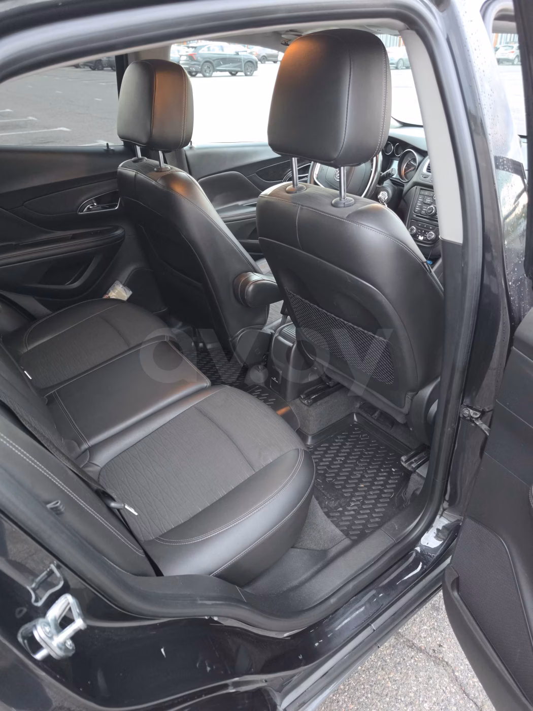 Buick Encore фото 11