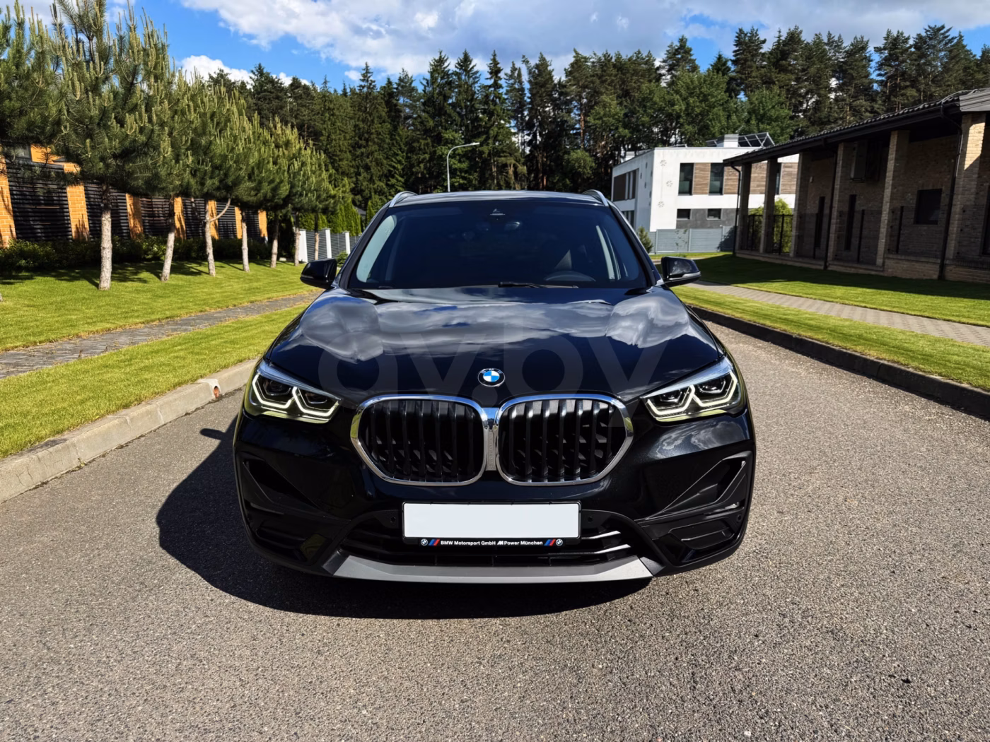 BMW X1 фото 2
