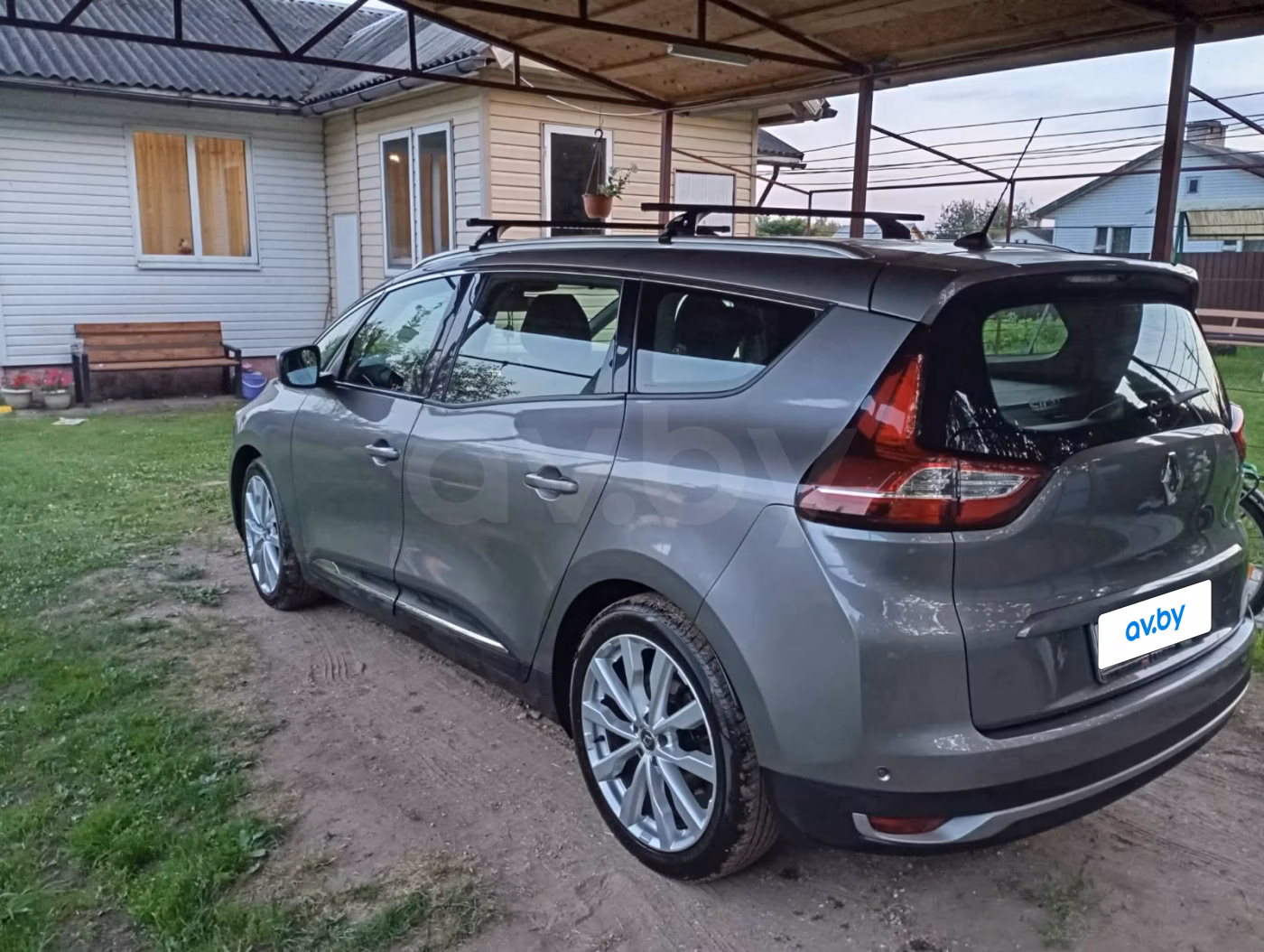 Renault Grand Scenic фото 4