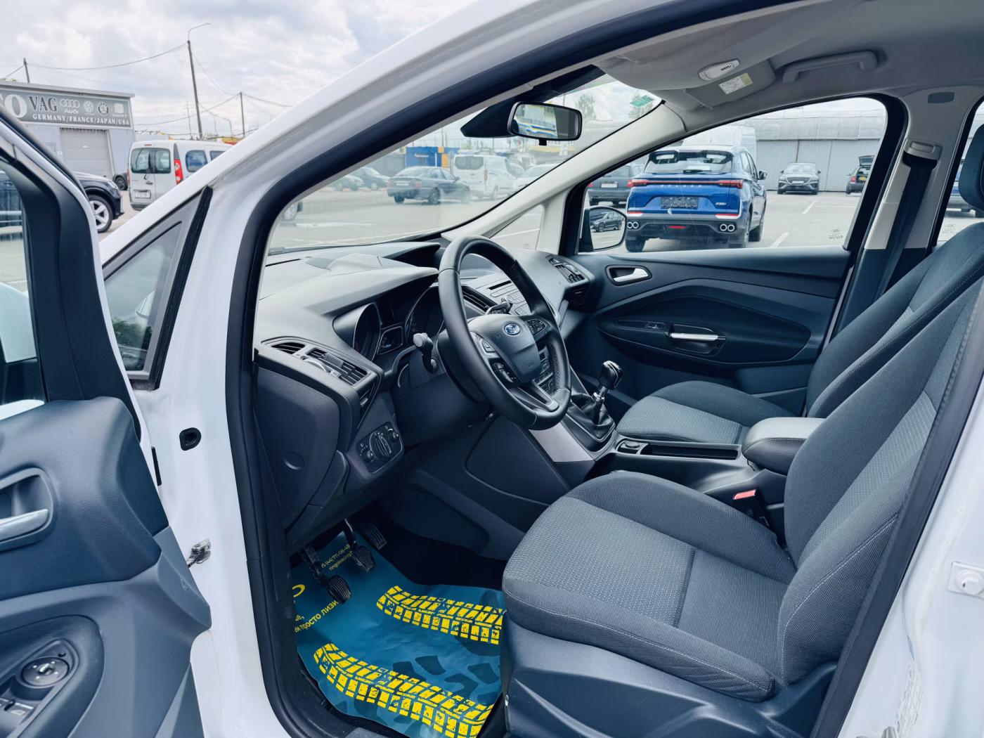 Ford C-MAX фото 5