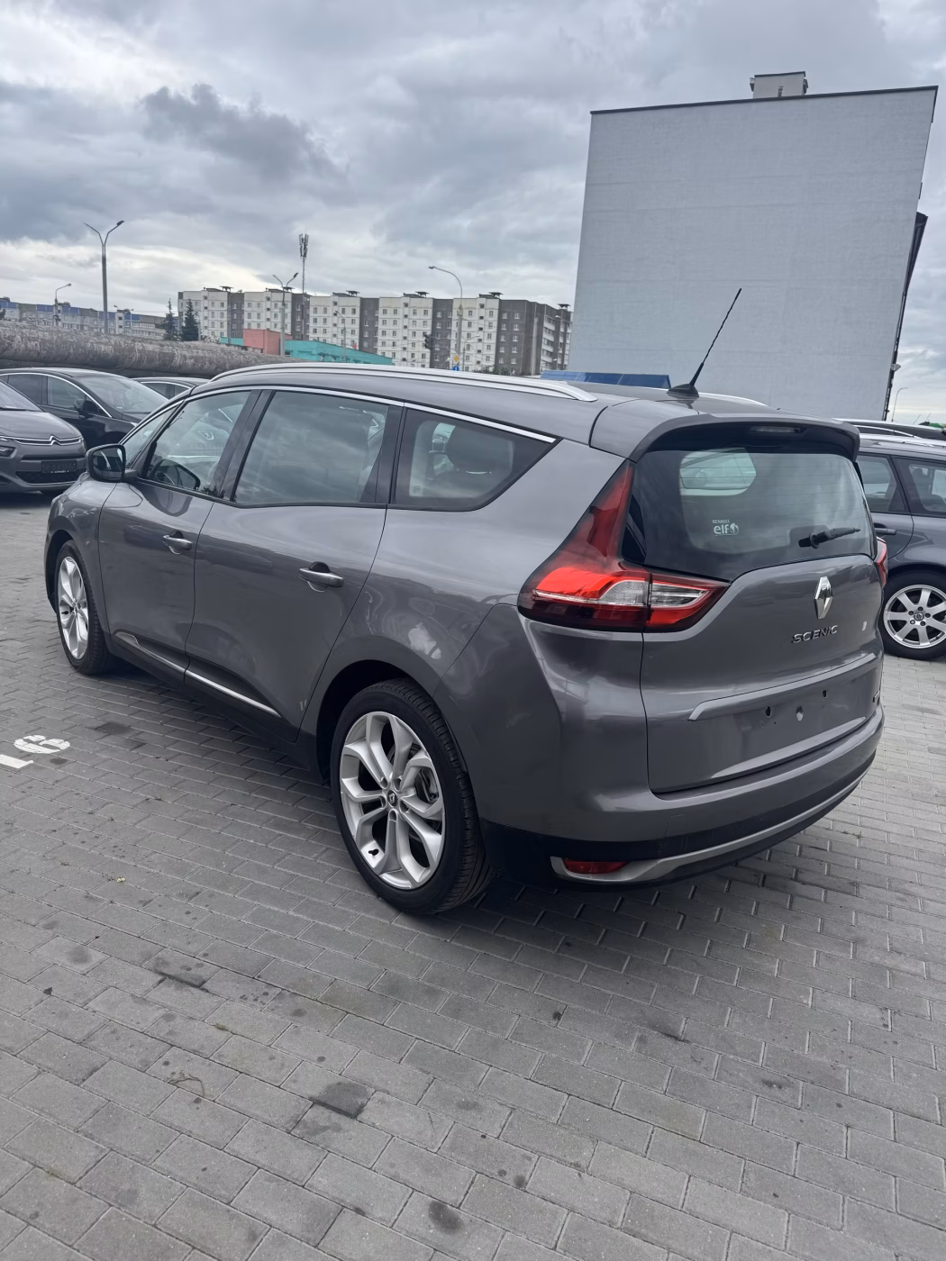 Renault Grand Scenic фото 5