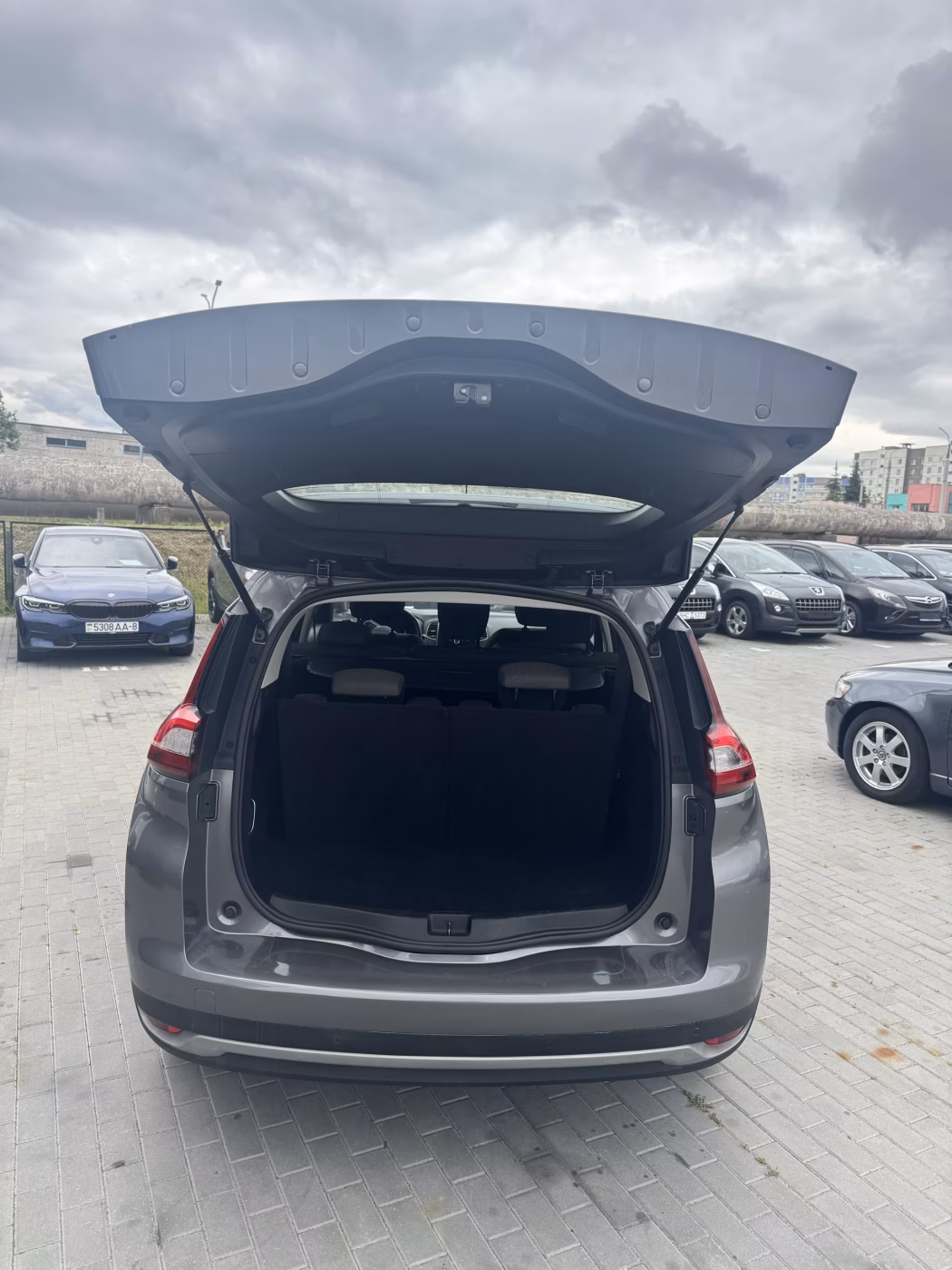 Renault Grand Scenic фото 10