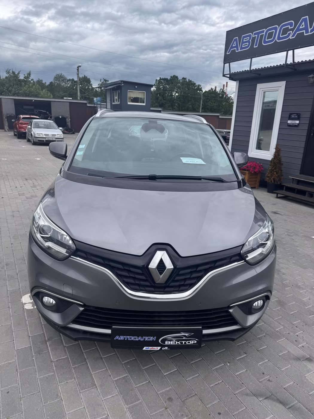 Renault Grand Scenic фото 3