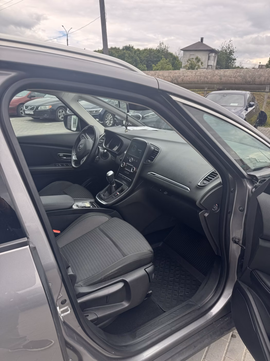 Renault Grand Scenic фото 13