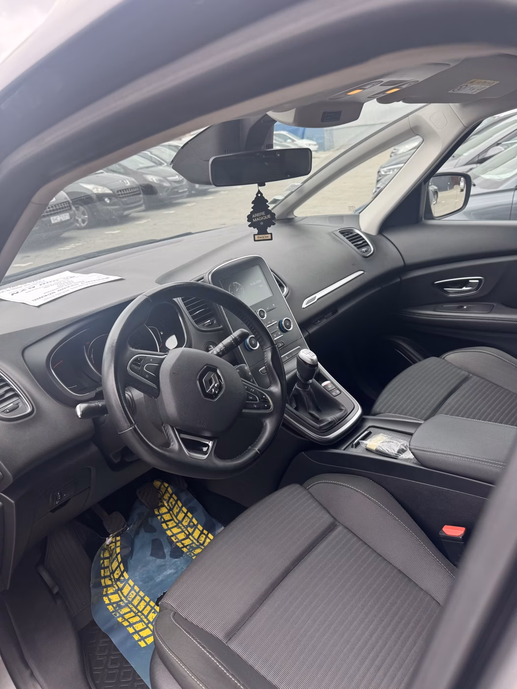 Renault Grand Scenic фото 16