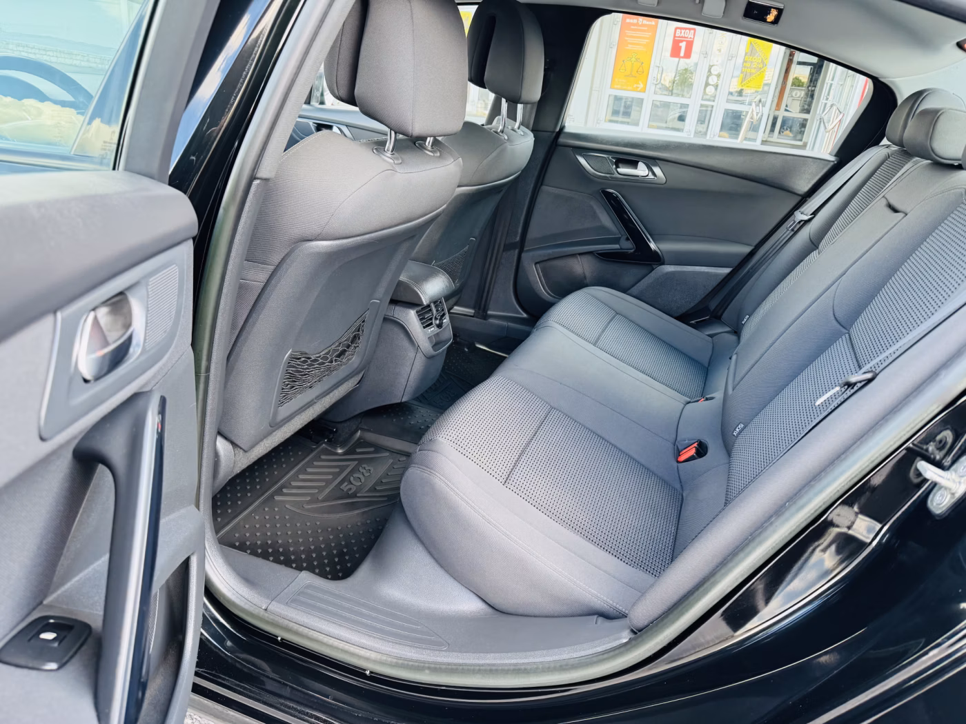 Peugeot 508 фото 5