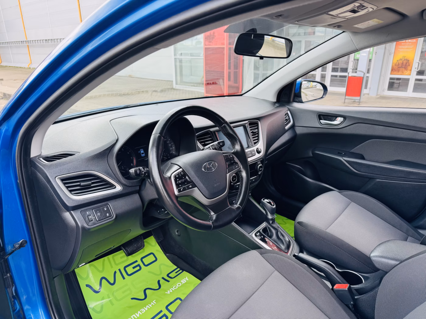Hyundai Accent фото 6