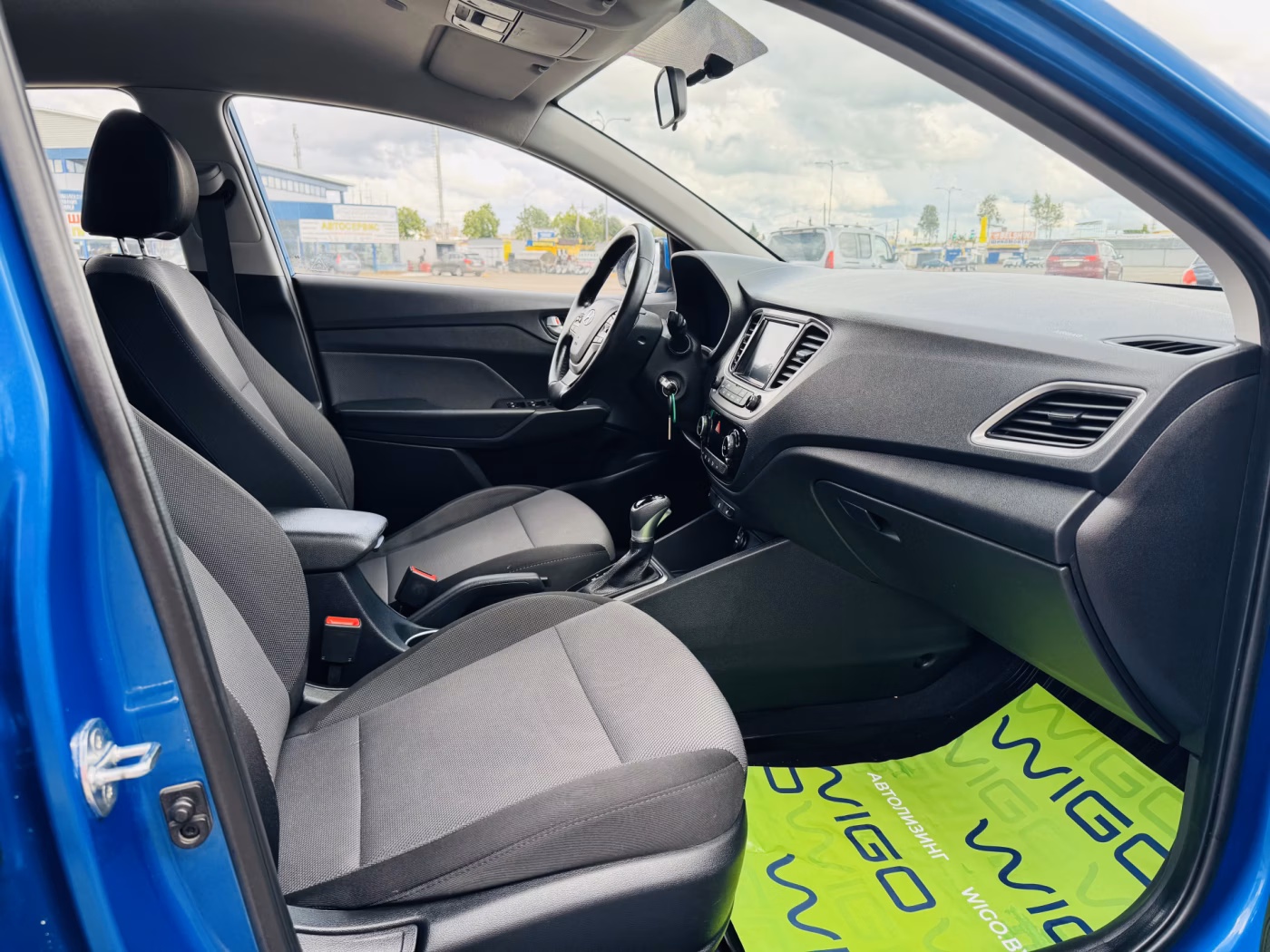 Hyundai Accent фото 10