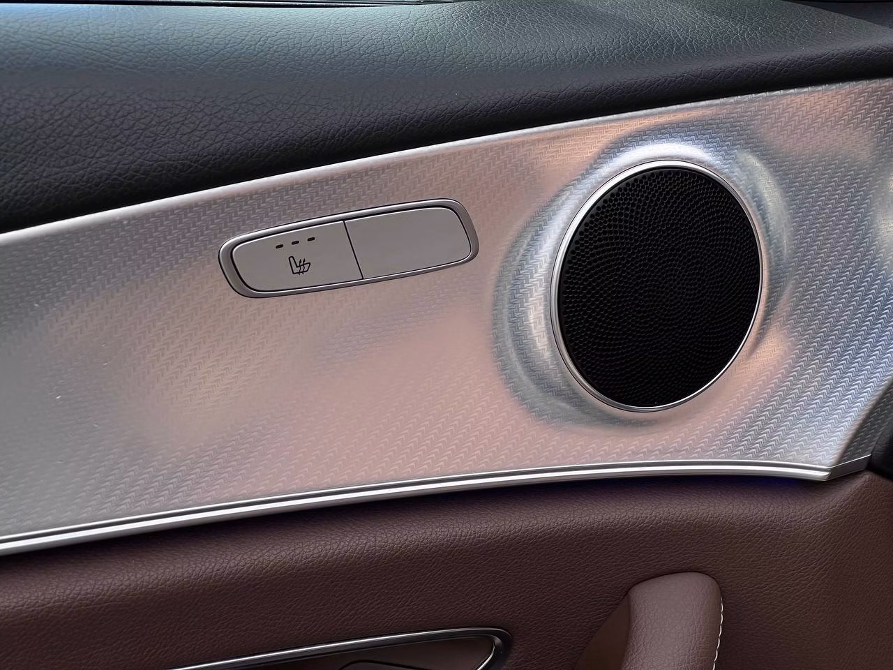 Mercedes-Benz E-Класс фото 8